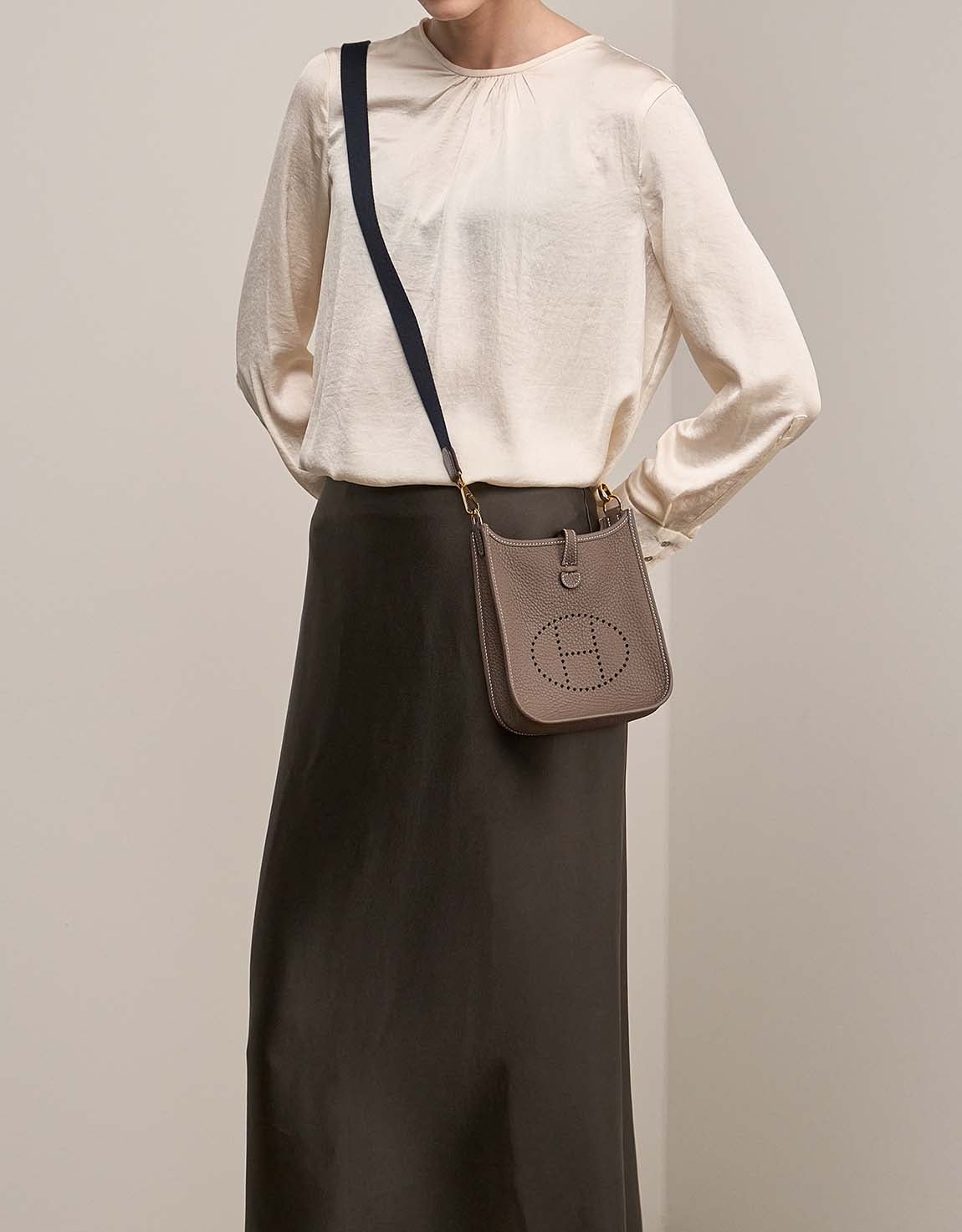 HERMÈS TAURILLON CLEMENCE AMAZONE EVELYNE TPM MINI BAG ETOUPE