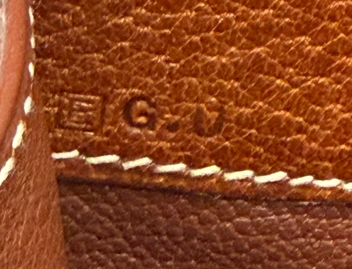 HERMÈS COURCHEVEL LEATHER DALVY 30 HANDBAG