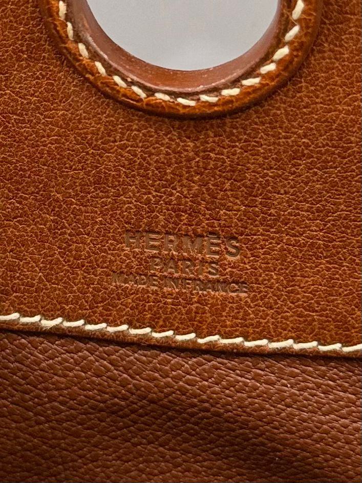 HERMÈS COURCHEVEL LEATHER DALVY 30 HANDBAG