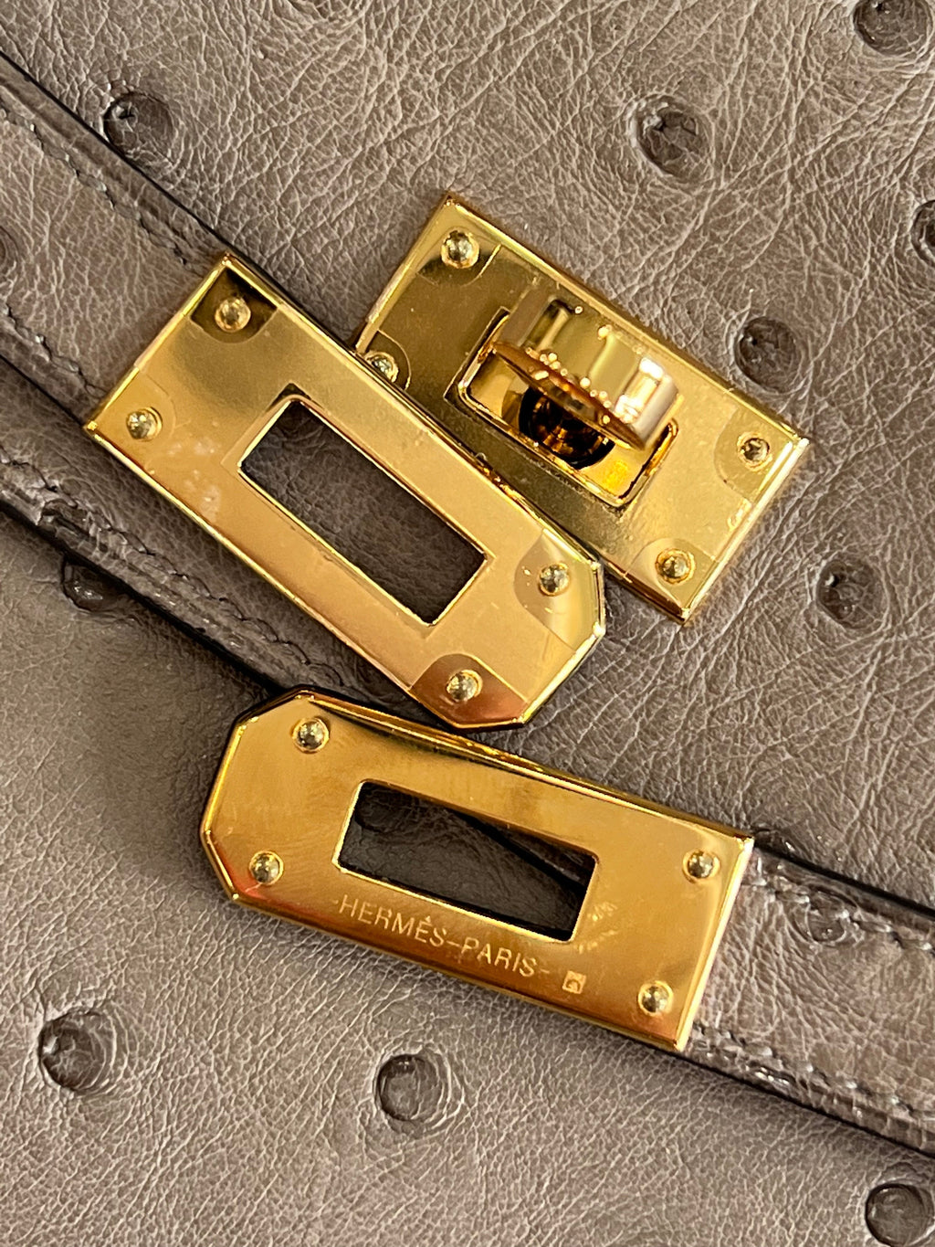 HERMÈS VERT VERONESE OSTRICH LEATHER LONG KELLY WALLET