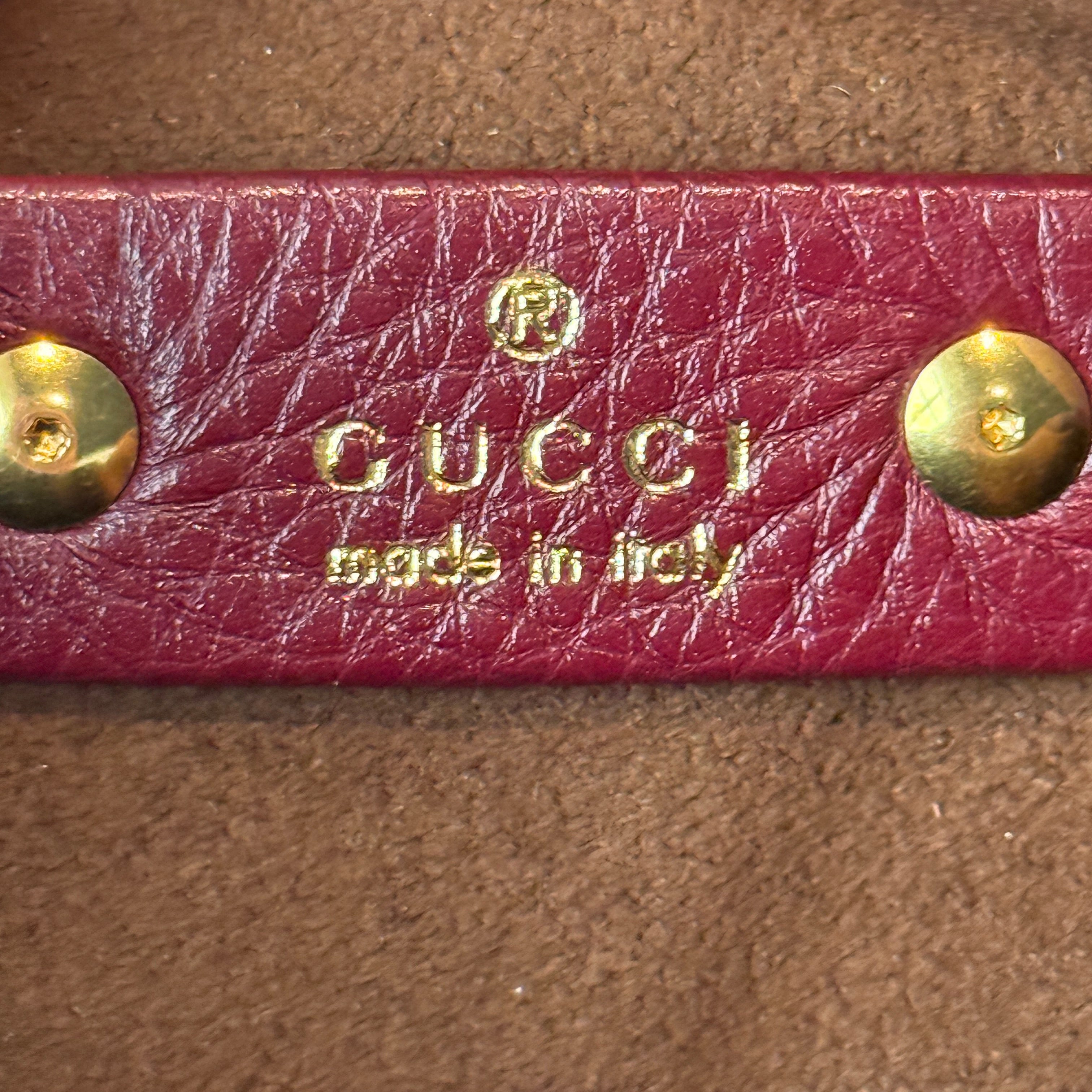 GUCCI Softbit Medium Shoulder Bag