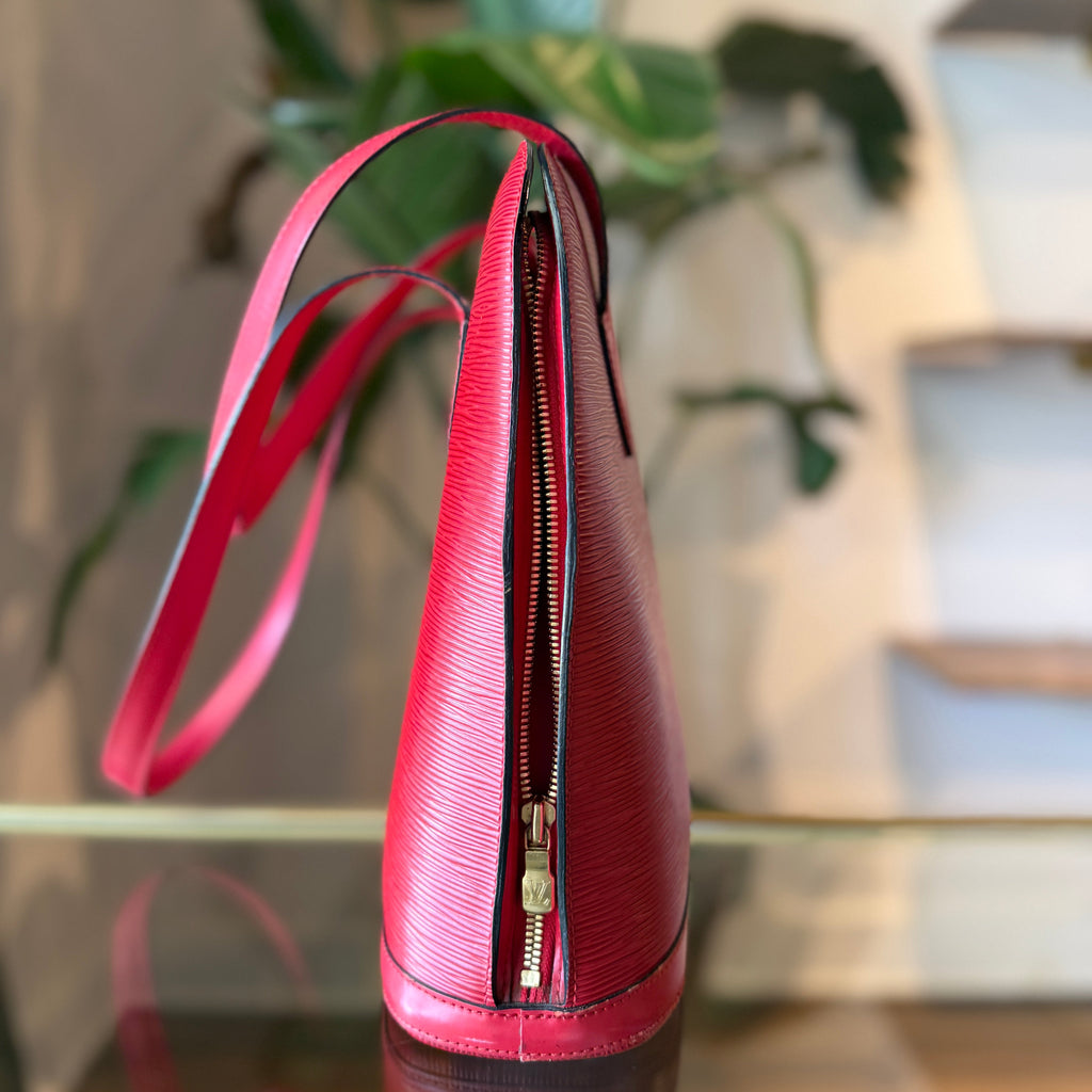 LOUIS VUITTON Red Epi Lussac