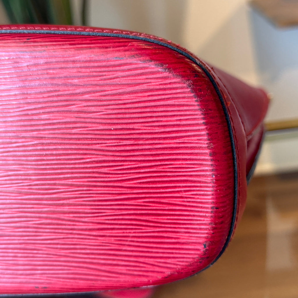 LOUIS VUITTON Red Epi Lussac
