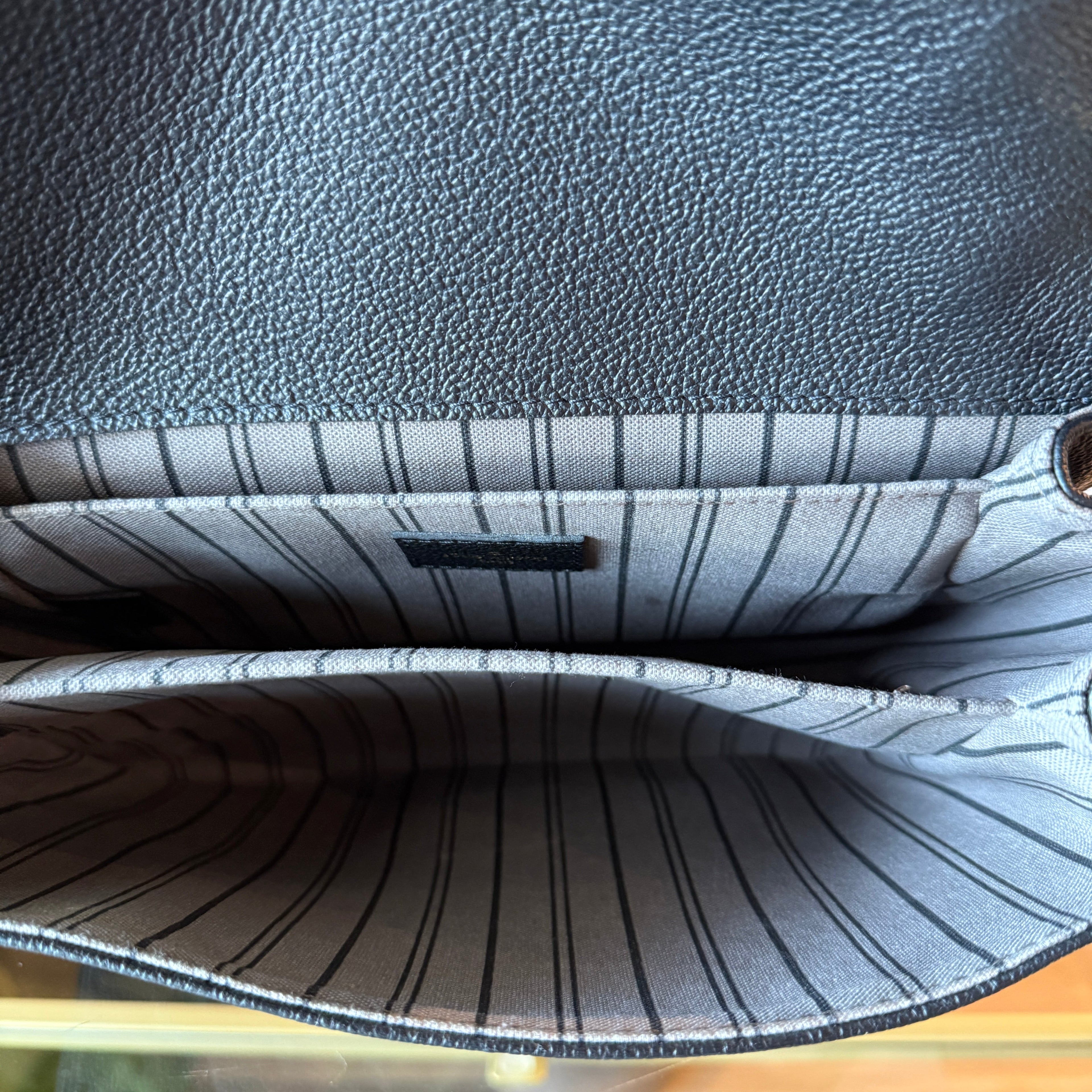 LOUIS VUITTON Empreinte Metis Pochette