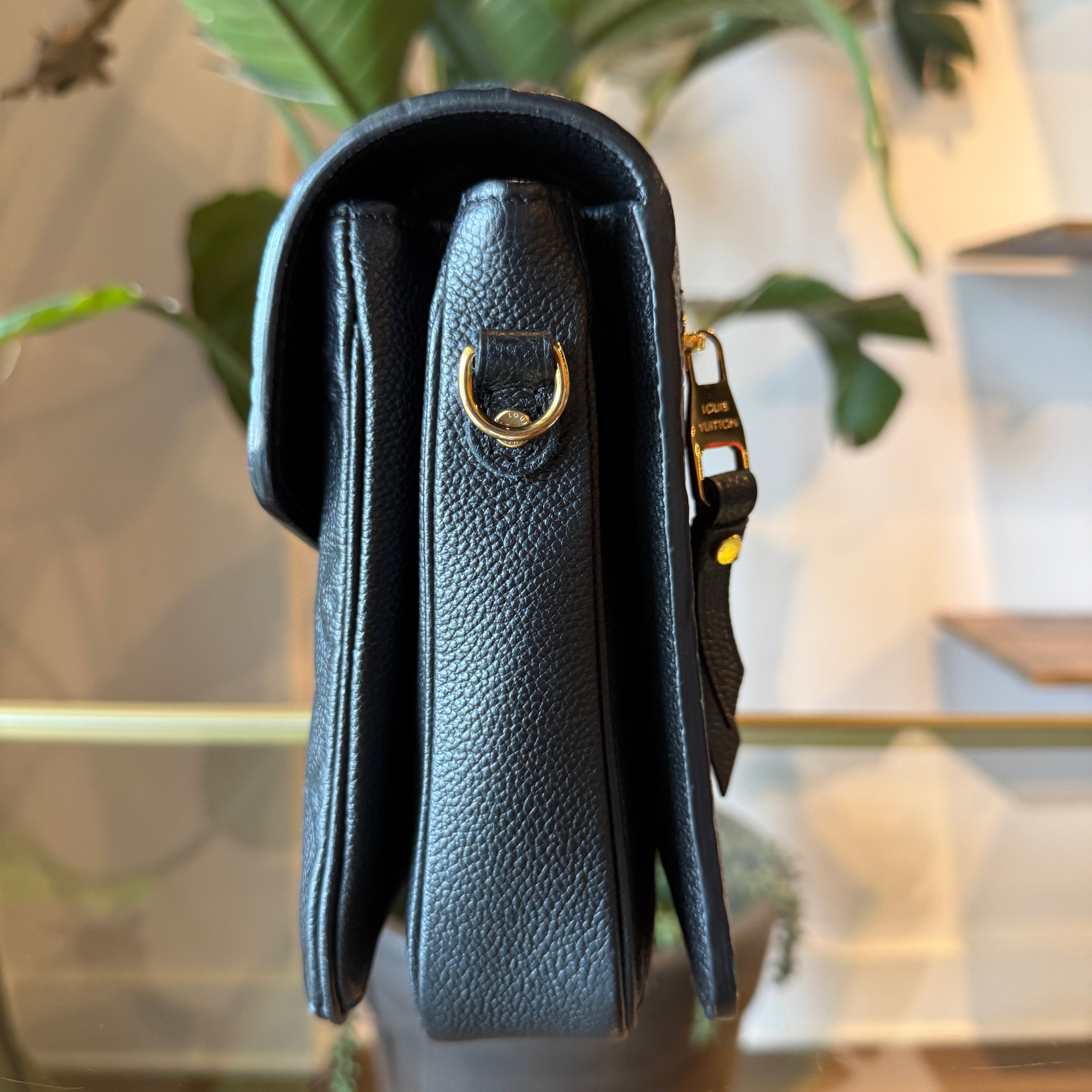 LOUIS VUITTON Empreinte Metis Pochette