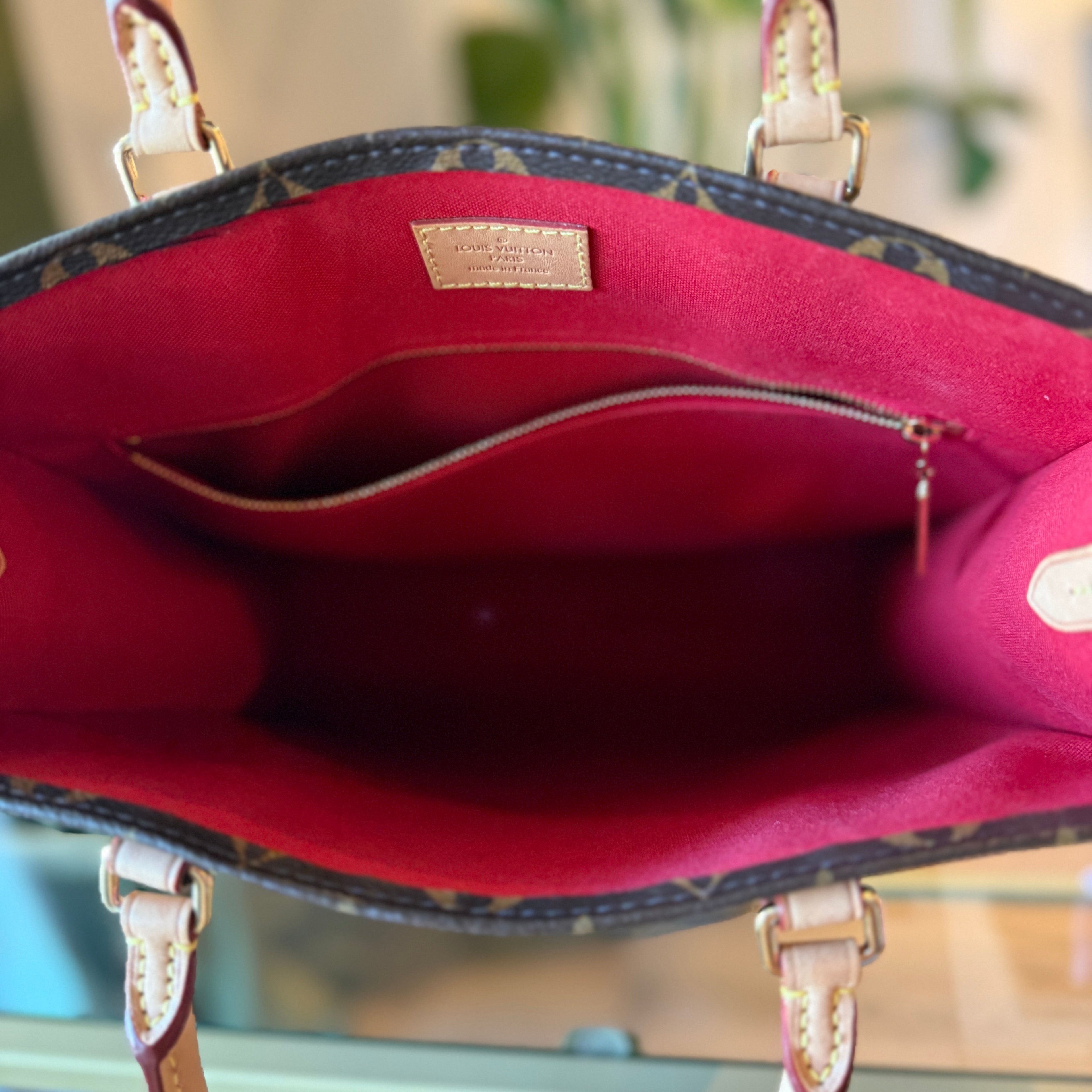 LOUIS VUITTON Monogram Sac Plat NM