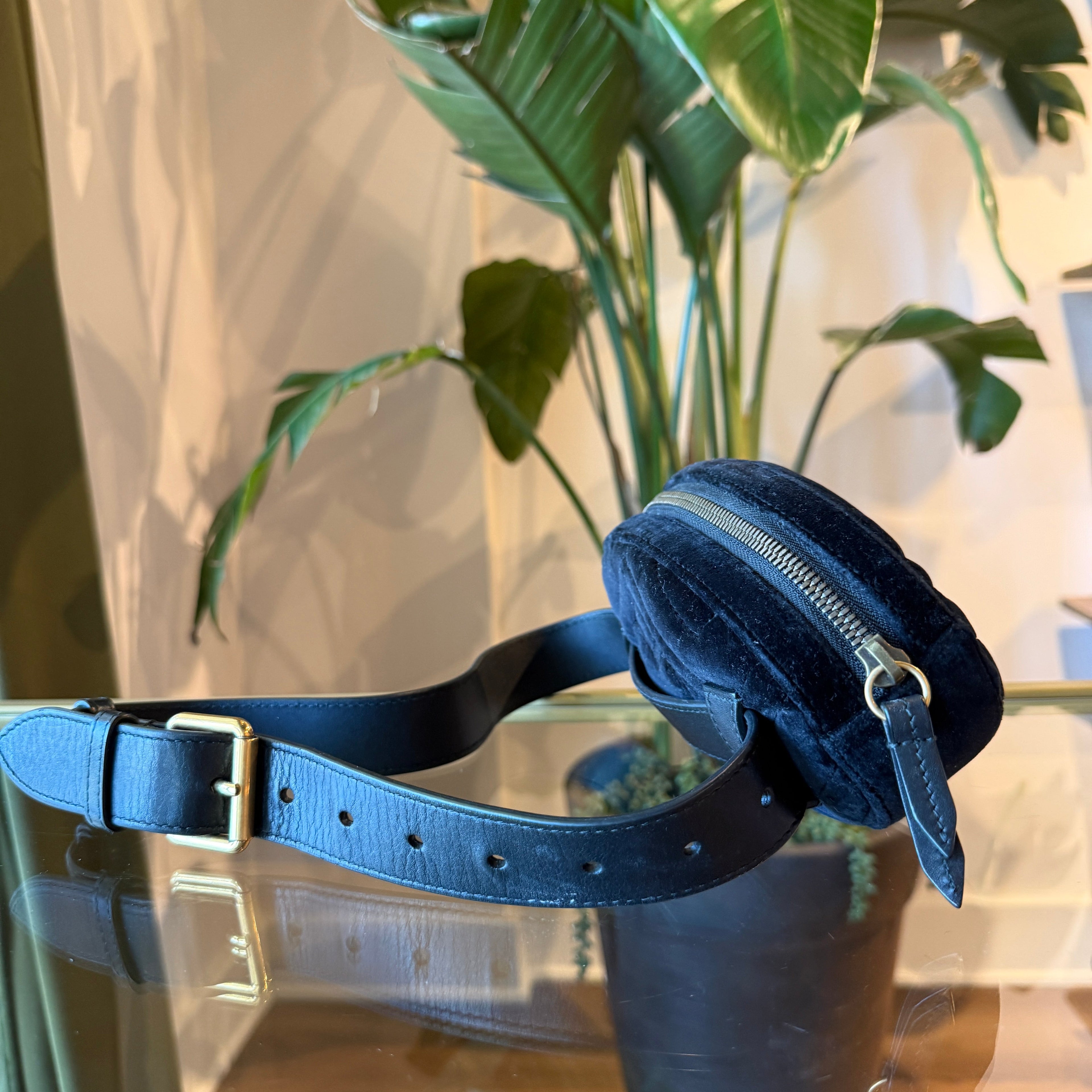 GUCCI GG Marmont Velvet Belt Bag SZ 65