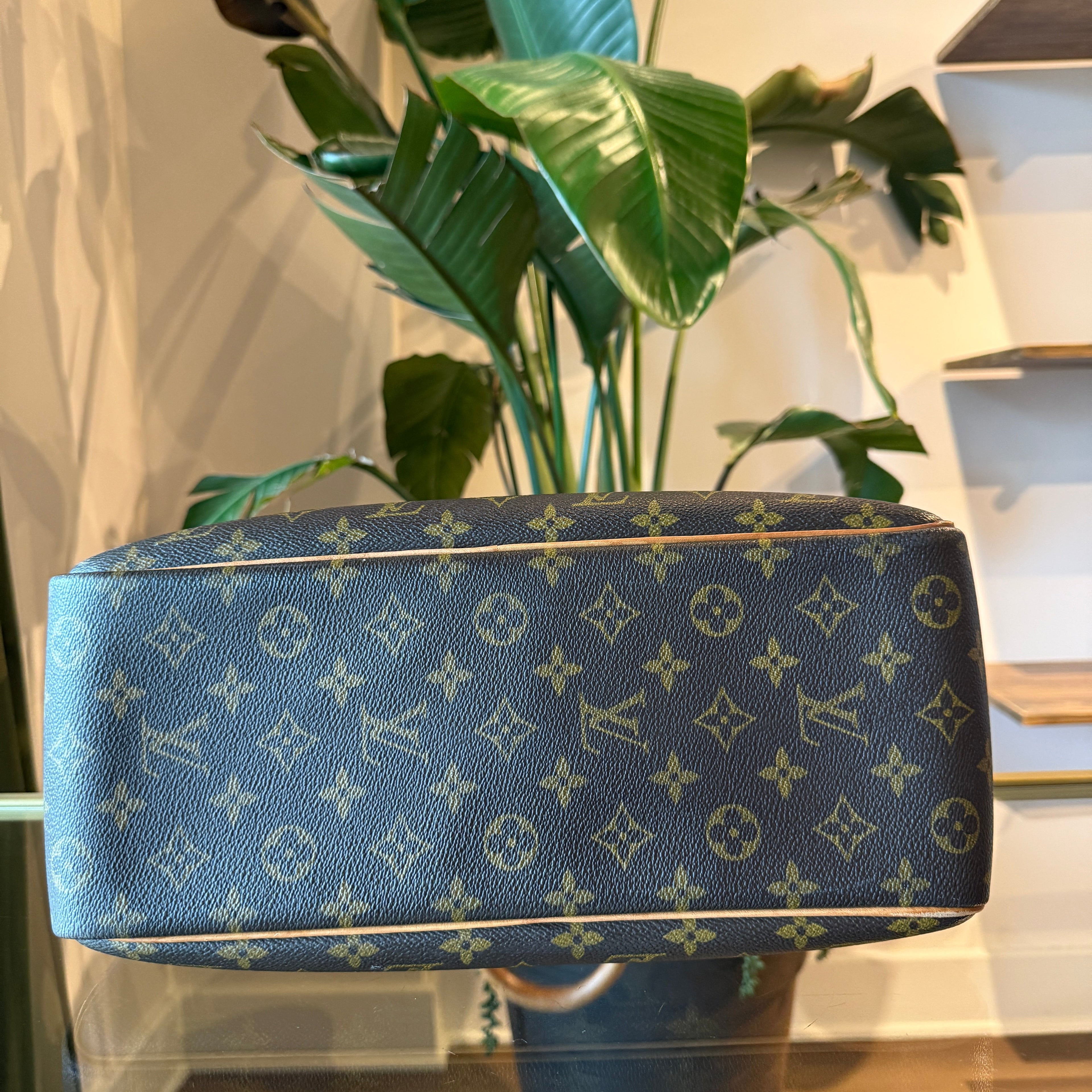 LOUIS VUITTON Monogram Deauville