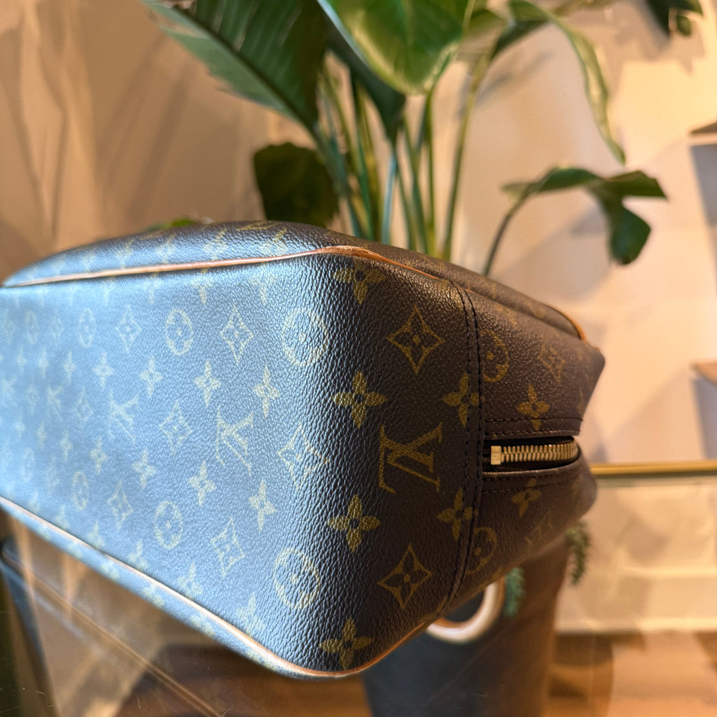 LOUIS VUITTON Monogram Deauville