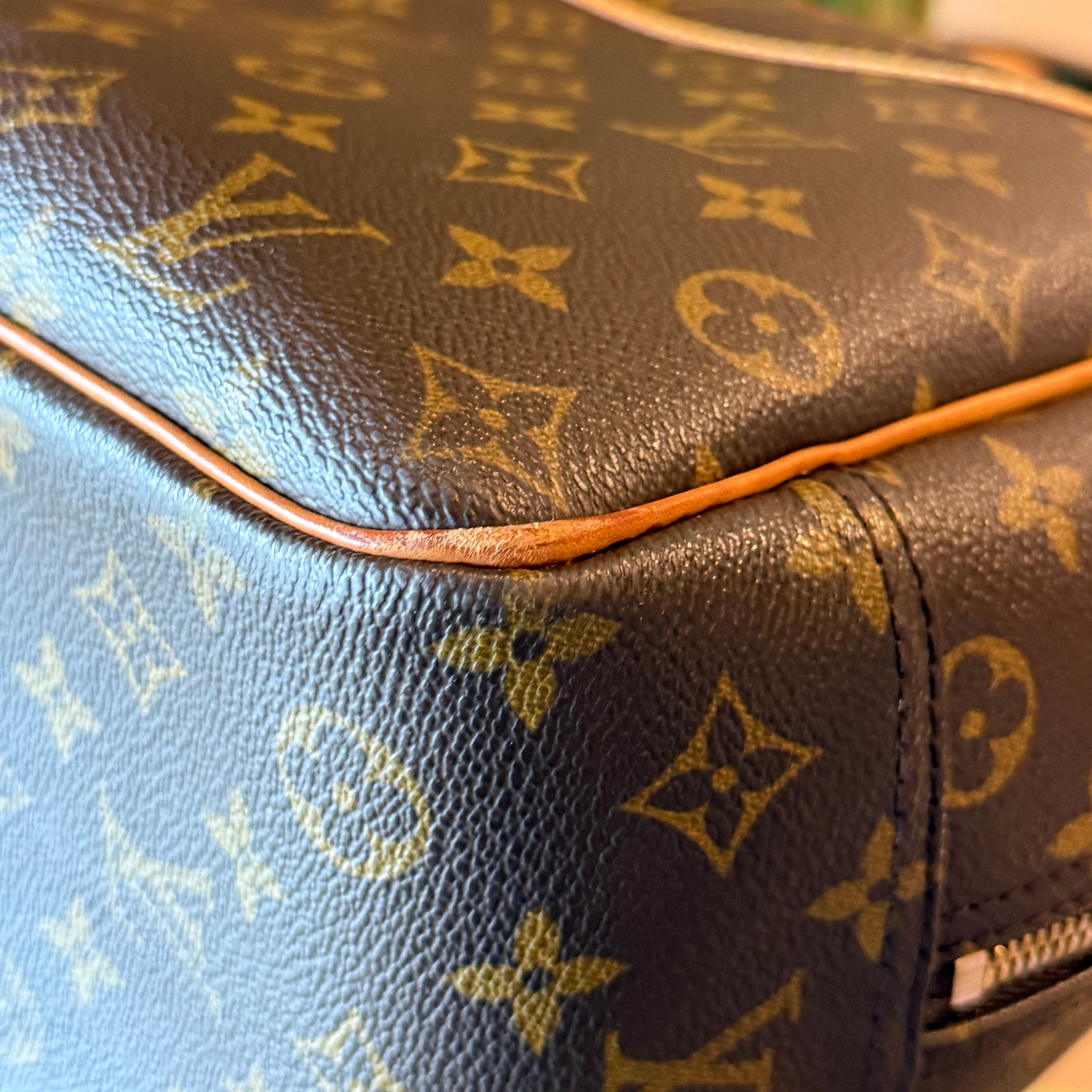LOUIS VUITTON Monogram Deauville