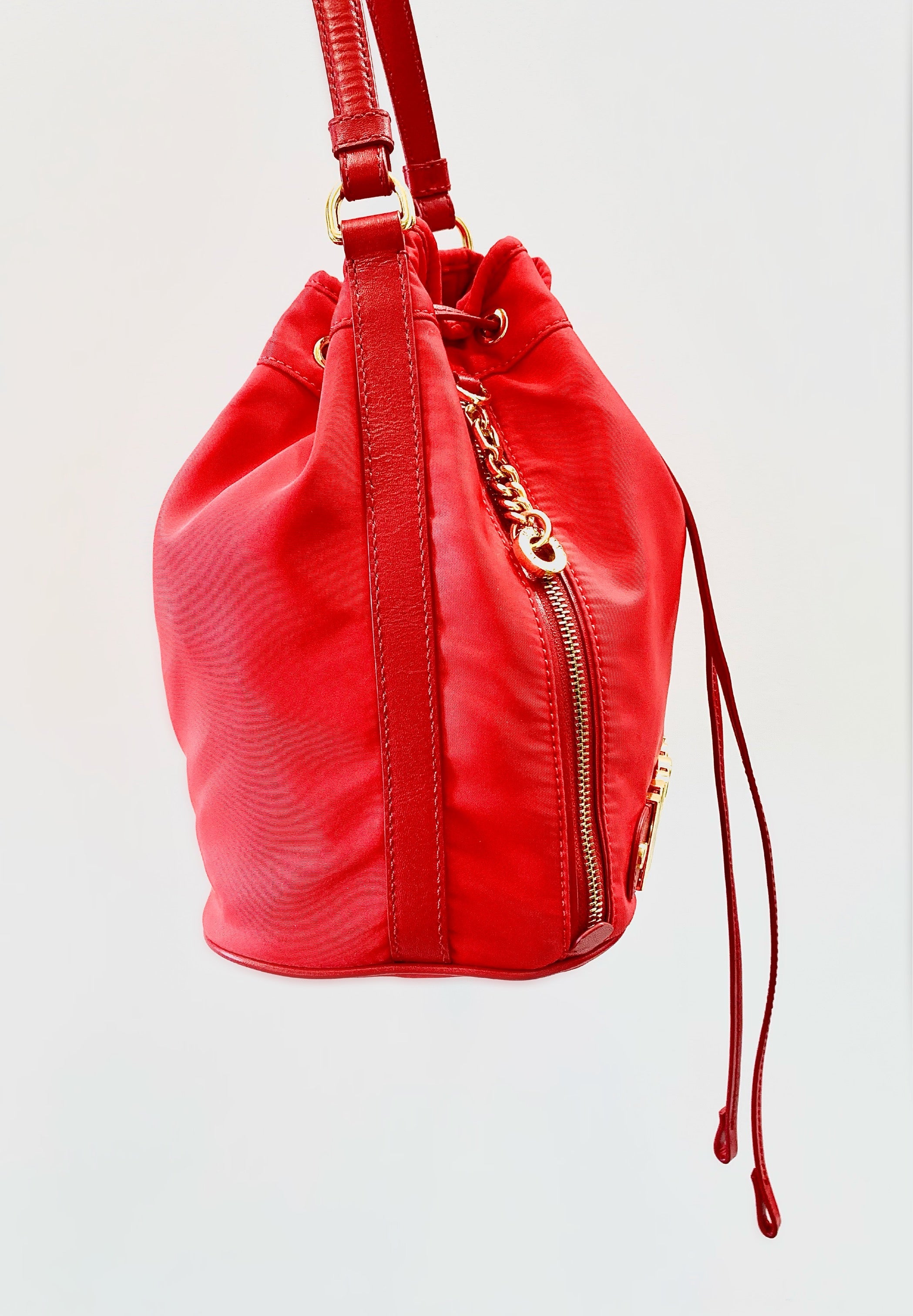 MOSCHINO RED NYLON BUCKET BAG