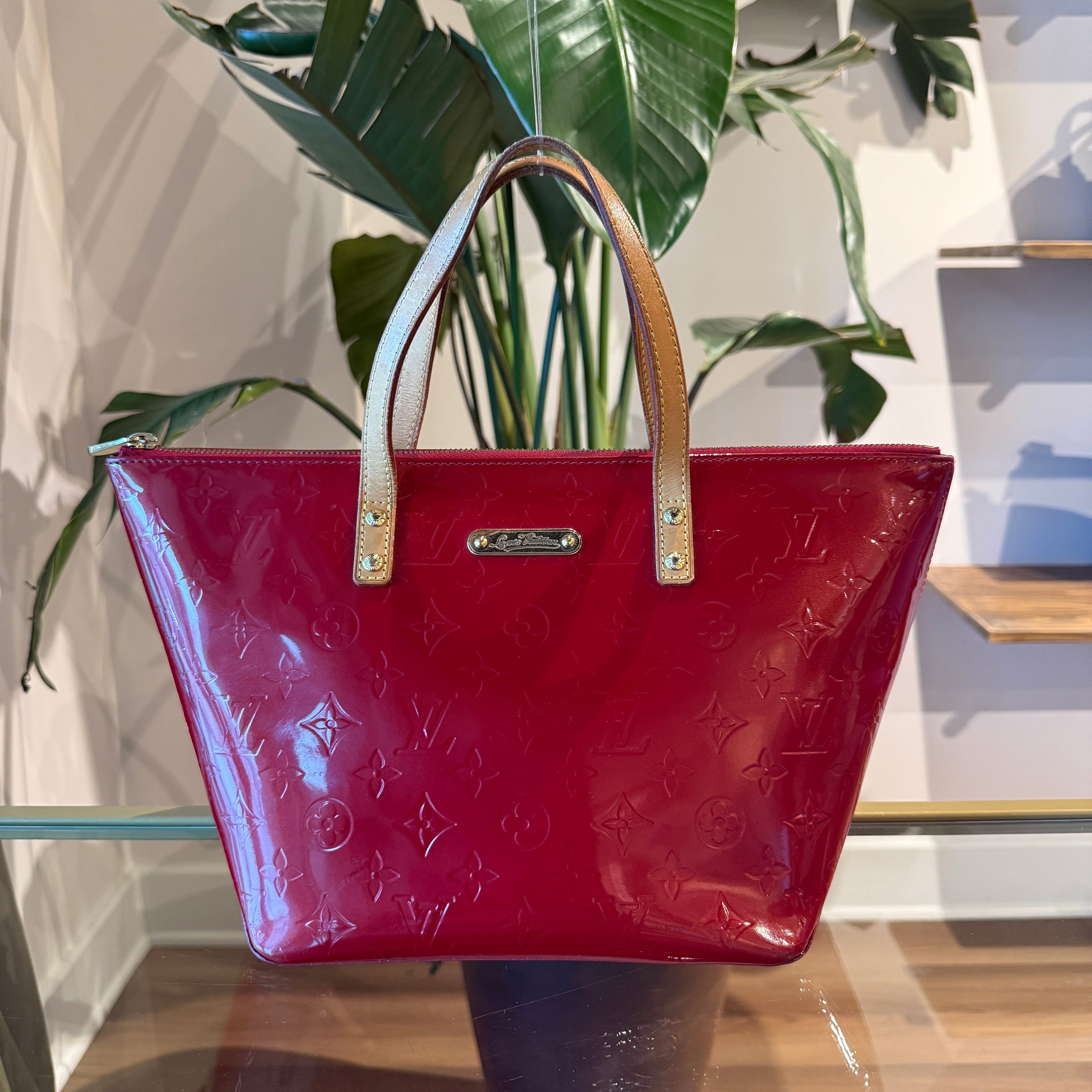 LOUIS VUITTON Vernis Bellevue PM