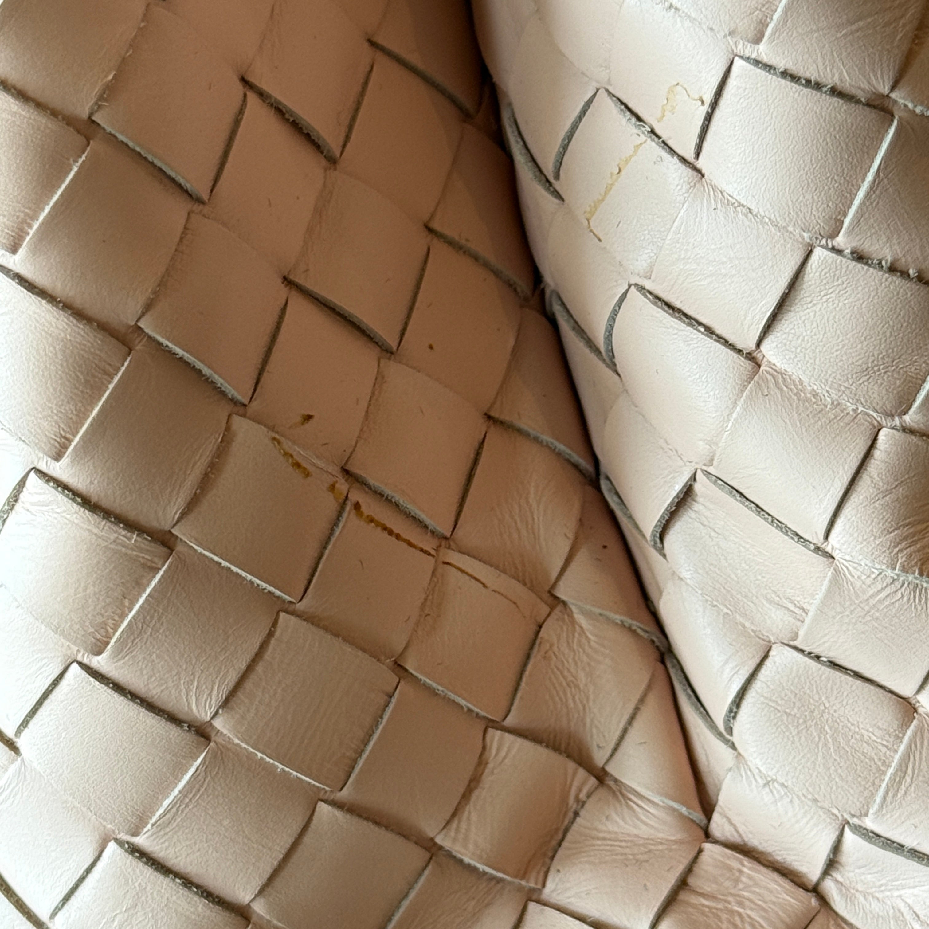 BOTTEGA VENETA Intrecciato Roma