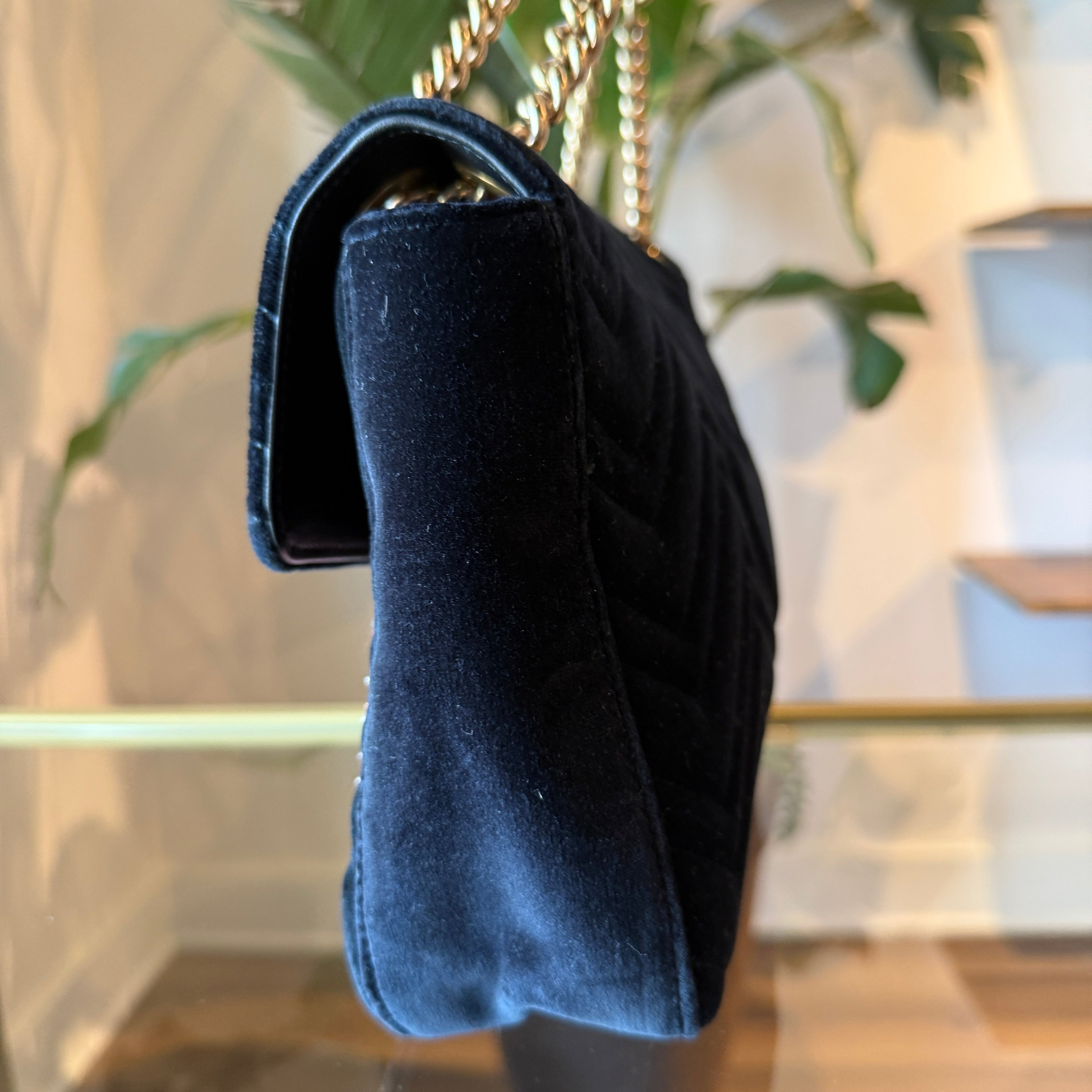 GUCCI GG Marmont LOVED Velvet Medium