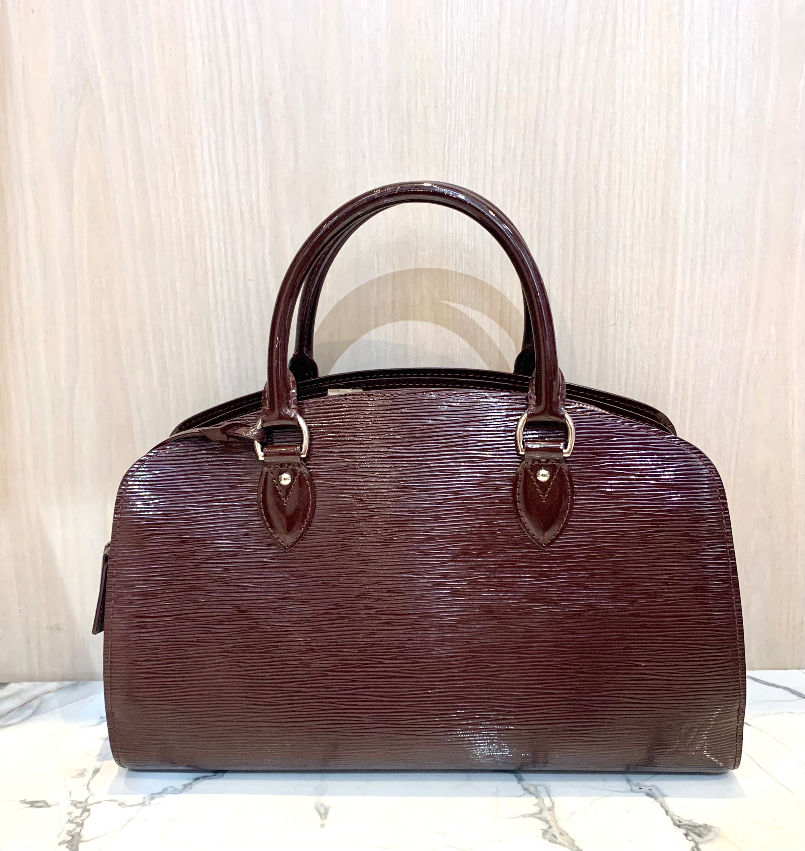 LOUIS VUITTON ELECTRIC PONT NEUF PM EPI LEATHER SATCHEL BAG
