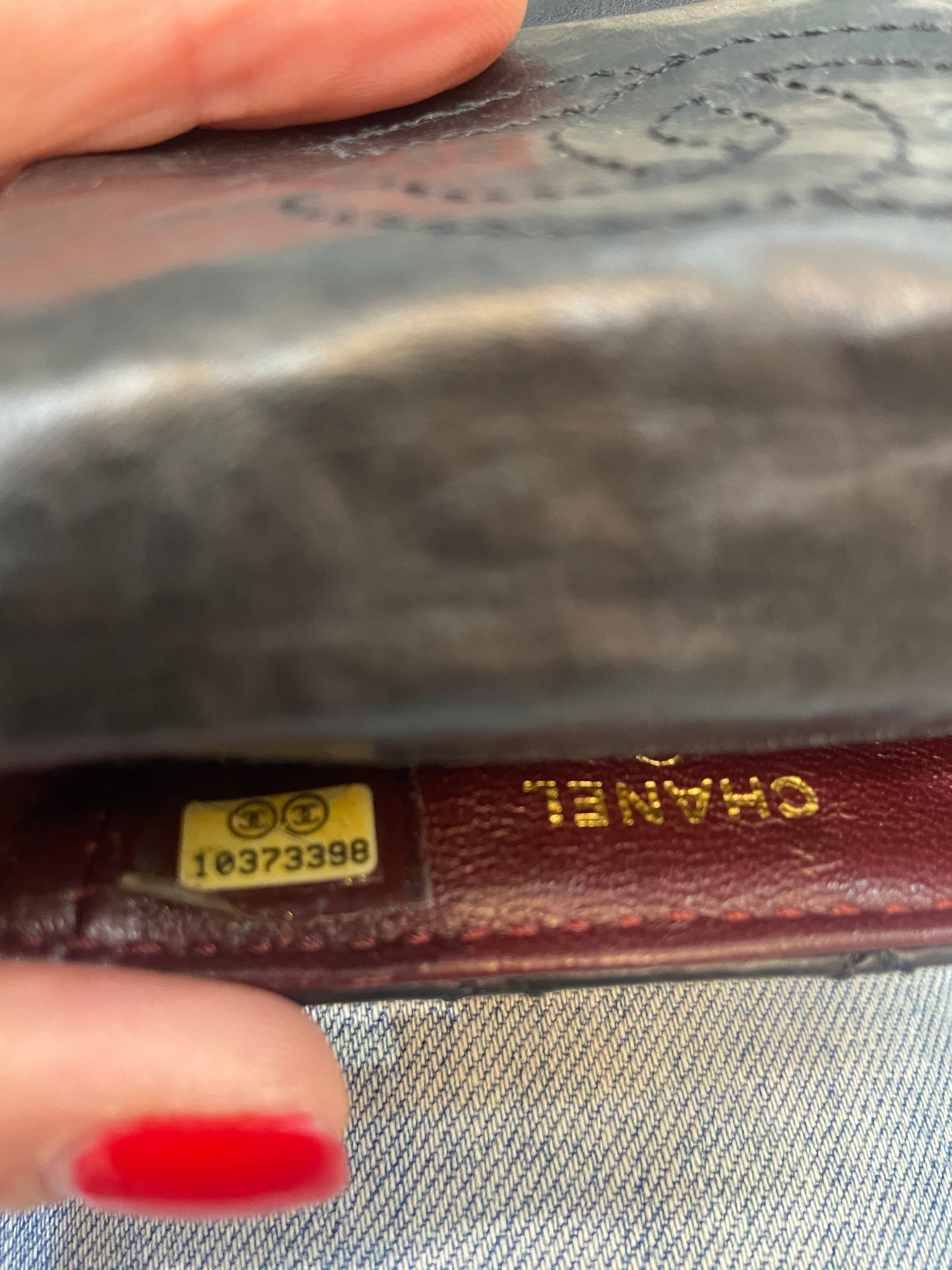 CHANEL QUILTED AGED CALFSKIN 2.55 REISSUE PHONE CASE
