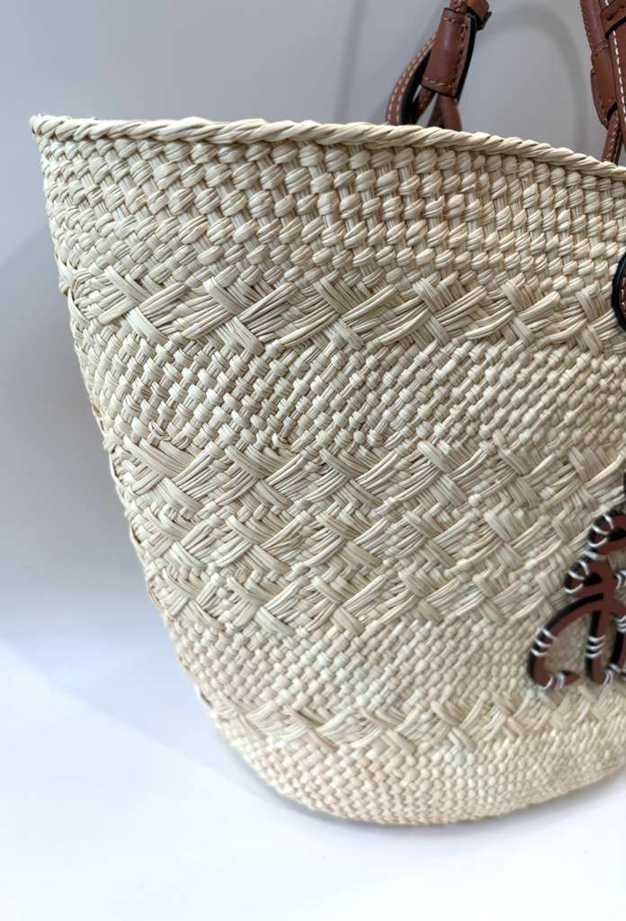 LOEWE CALFSKIN RAFFIA PAULAS IBIZA MEDIUM ANAGRAM BASKET TOTE BAG