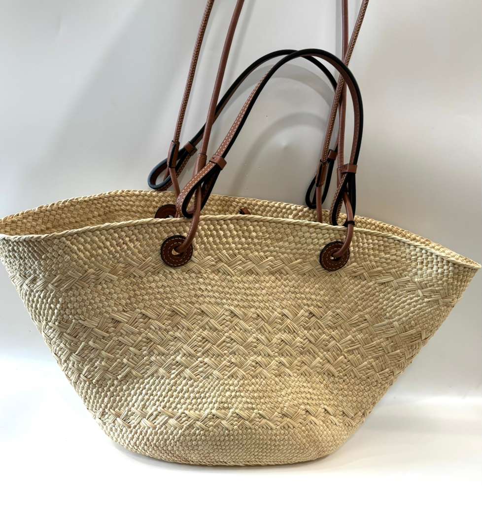 LOEWE CALFSKIN RAFFIA PAULAS IBIZA MEDIUM ANAGRAM BASKET TOTE BAG