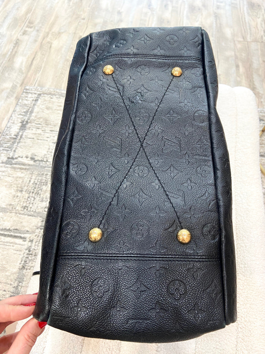 LOUIS VUITTON ARTSY MM EMPREINTE LEATHER MONOGRAM BAG