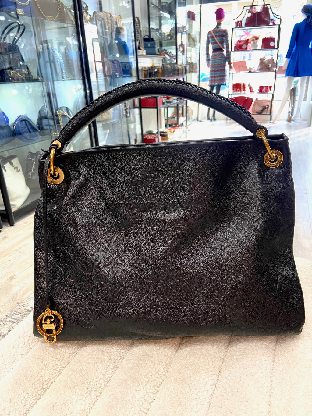 LOUIS VUITTON ARTSY MM EMPREINTE LEATHER MONOGRAM BAG