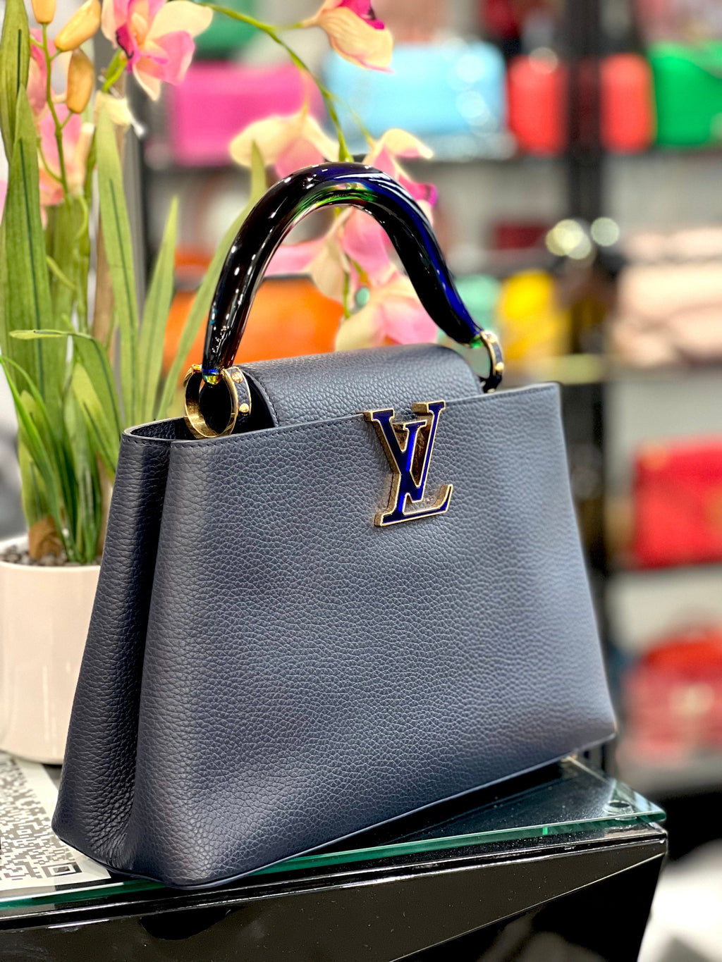 LOUIS VUITTON CAPUCINES MURANO MM TAURILLON RESIN