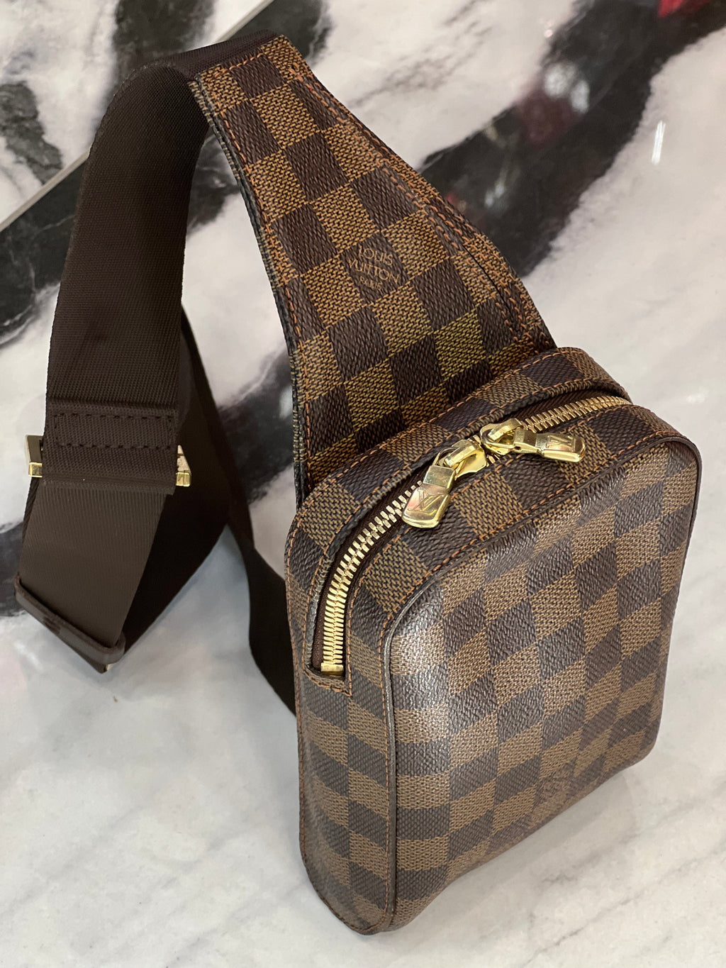 LOUIS VUITTON DAMIER EBENE GERONIMOS BELT BAG