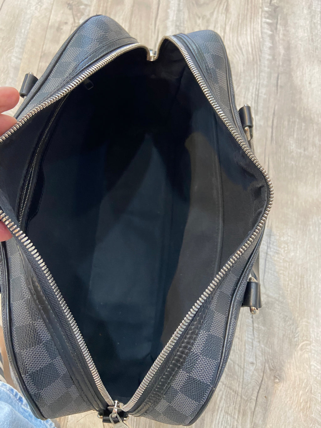 LOUIS VUITTON DAMIER GRAPHITE JORN HANDBAG