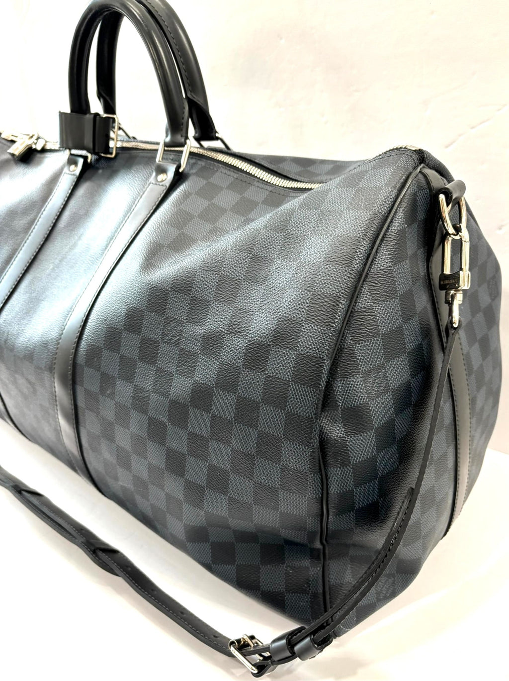 LOUIS VUITTON DAMIER GRAPHITE KEEPALL BANDOULIÈRE 55 BAG