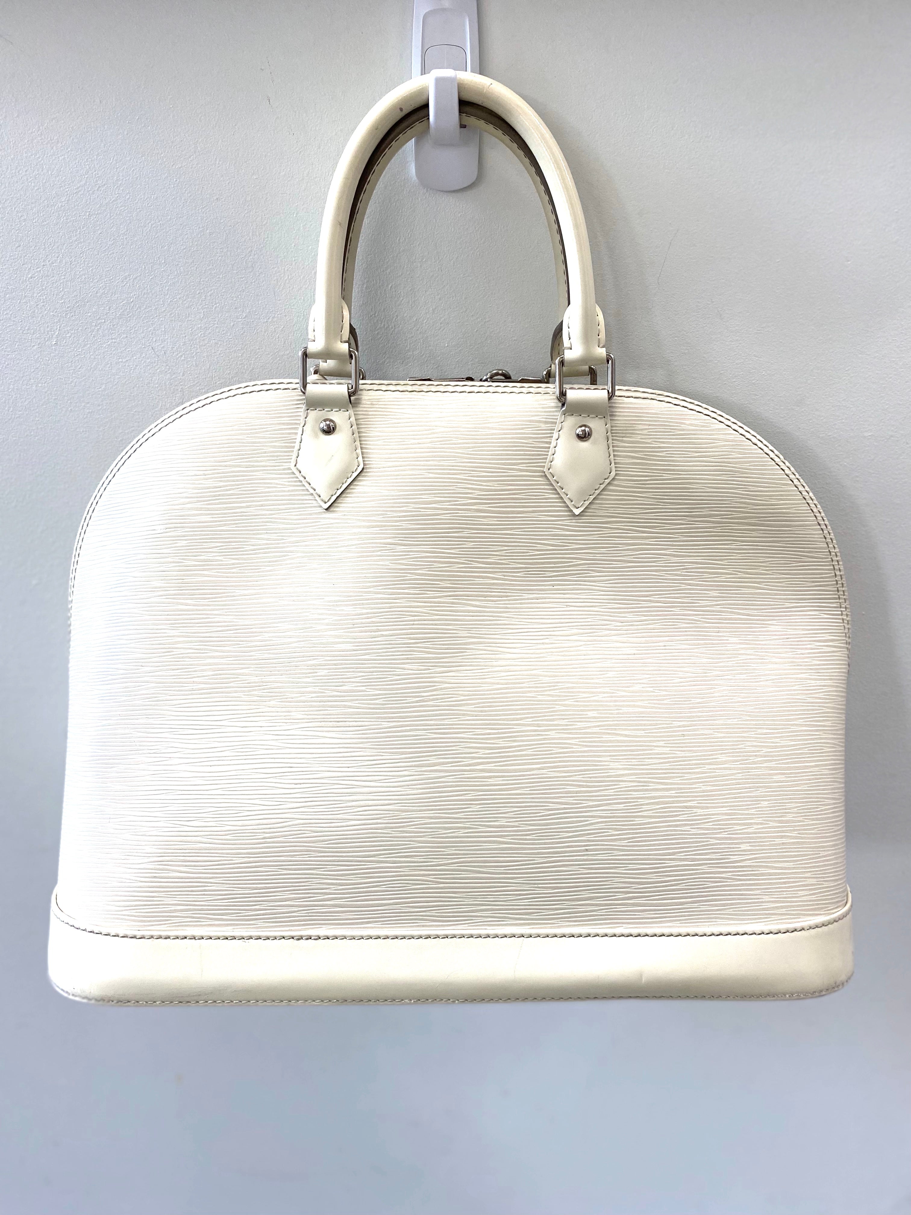LOUIS VUITTON EPI LEATHER ALMA GM IVORY