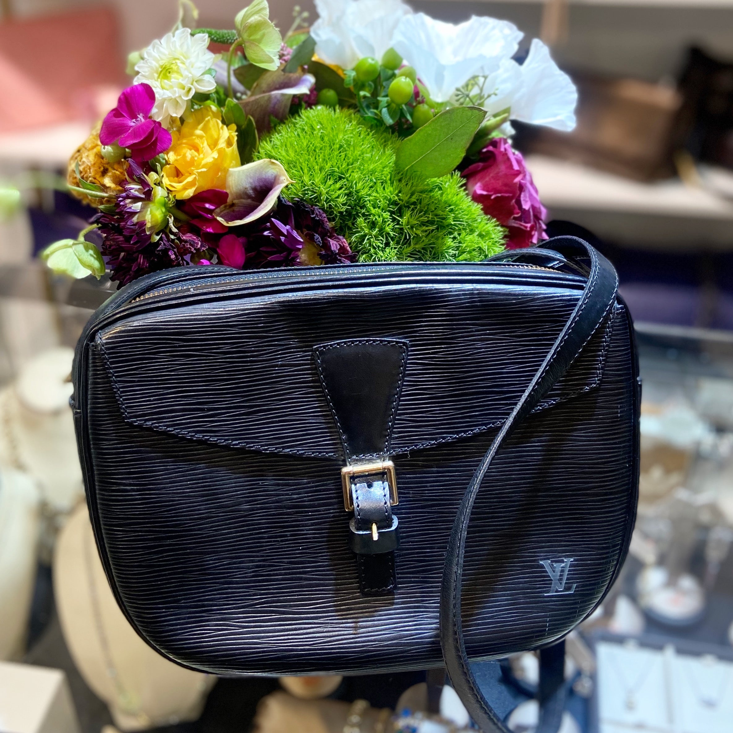 LOUIS VUITTON EPI LEATHER JEUNE FILLE CROSSBODY BAG
