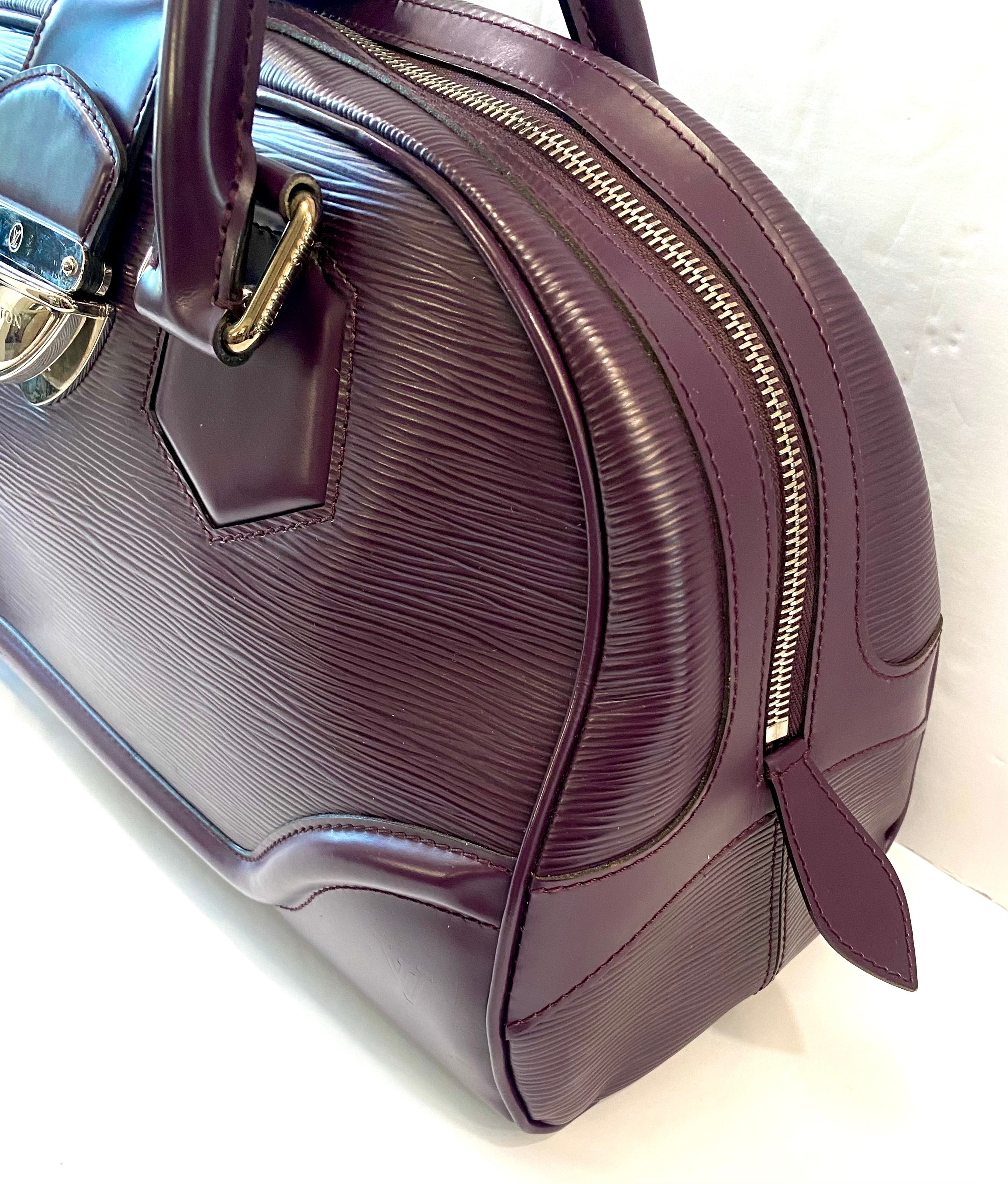 LOUIS VUITTON EPI LEATHER MONTAIGNE GM BOWLING BAG