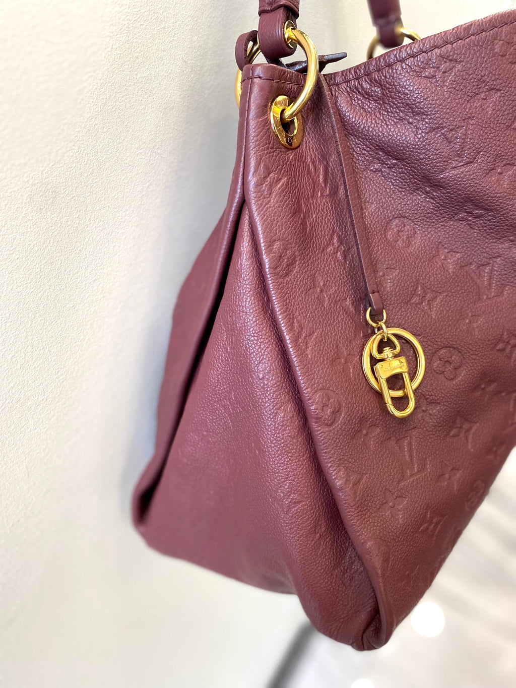LOUIS VUITTON MONOGRAM EMPREINTE LEATHER ARTSY MM BAG