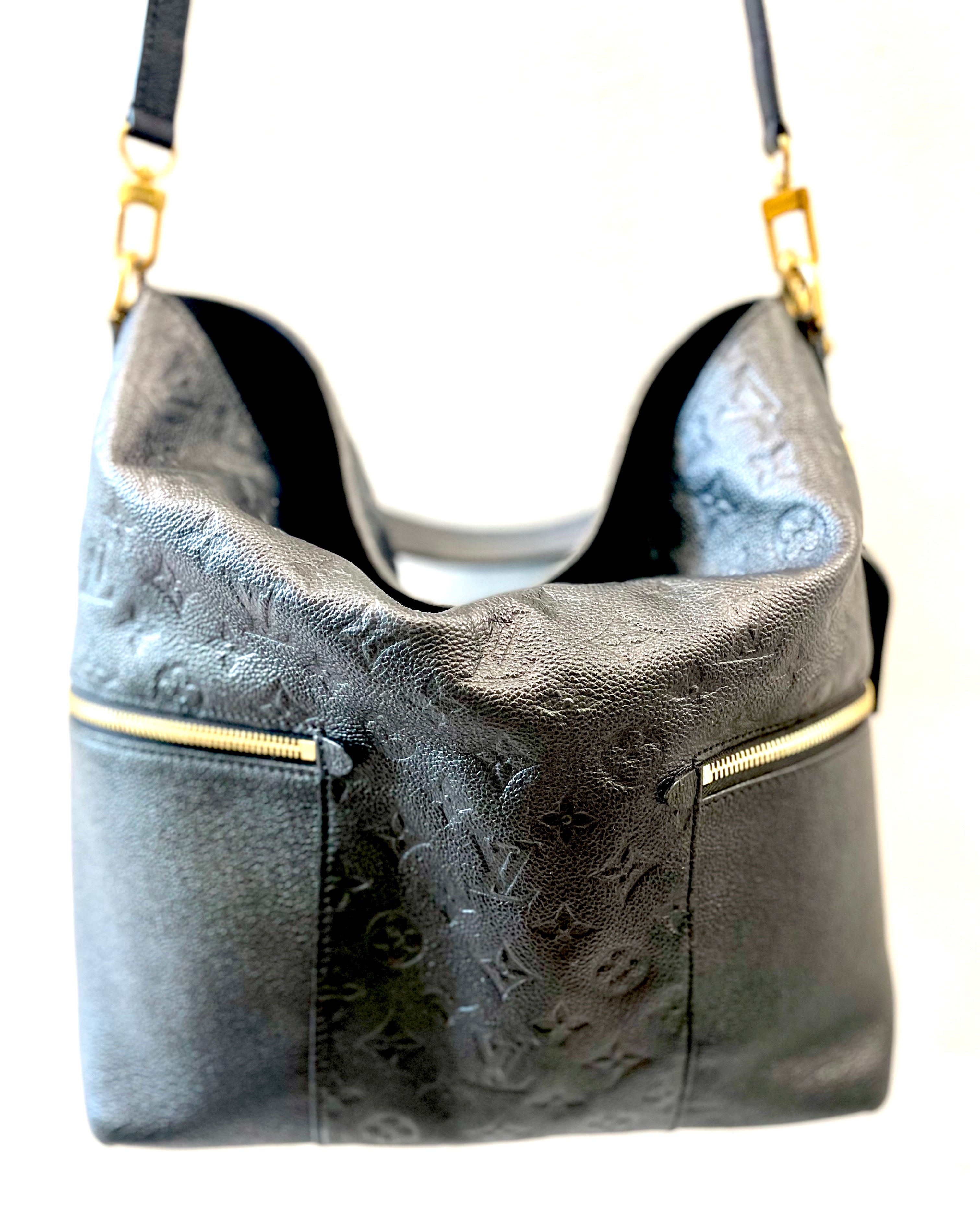 LOUIS VUITTON MONOGRAM EMPERIENTE MELIE HOBO BAG