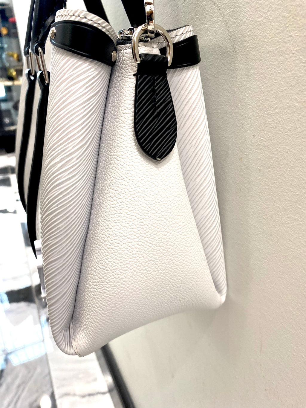 LOUIS VUITTON EPI SOUFFLOT BB BAG-OPTIC WHITE BLACK