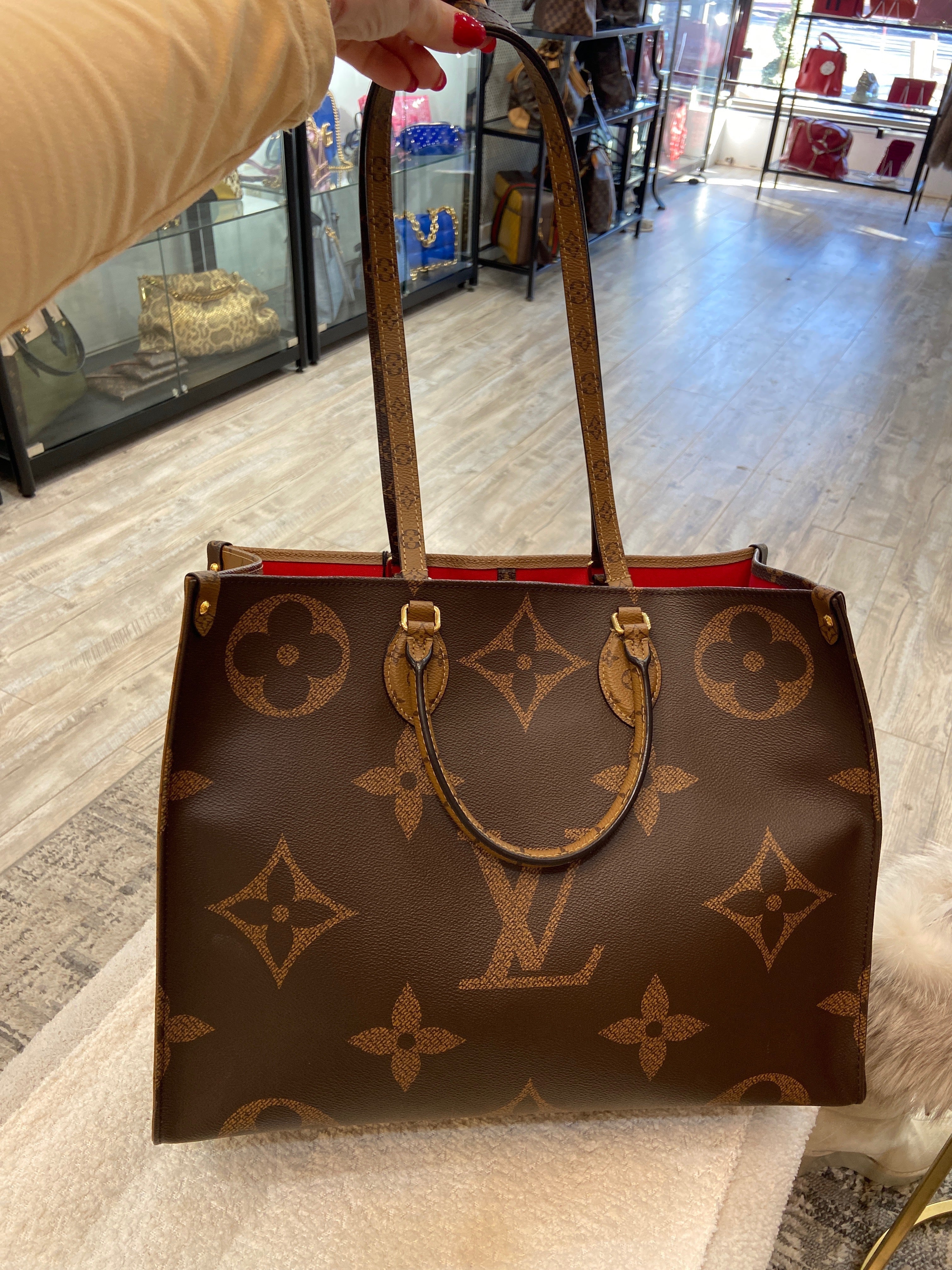 LOUIS VUITTON GIANT REVERSE MONOGRAM "ON THE GO" TOTE BAG GM