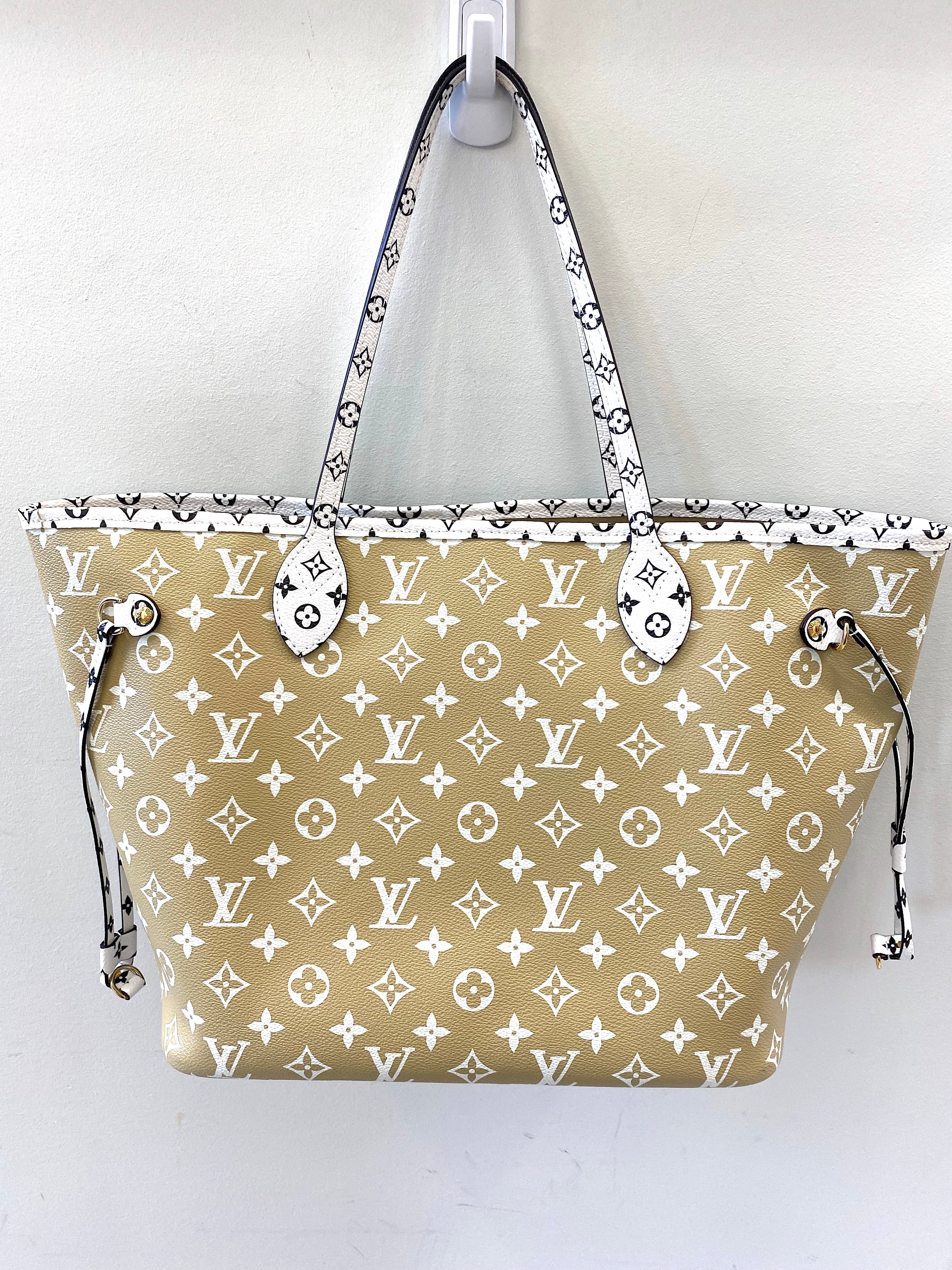 LOUIS VUITTON GIANT MONOGRAM  NEVERFULL MM