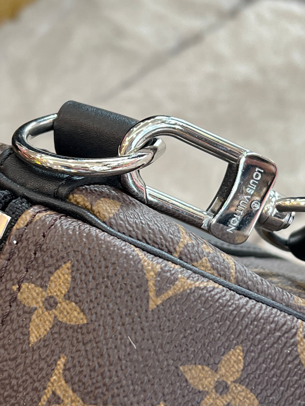 LOUIS VUITTON MONOGRAM MACASSAR KEEPALL BANDOULLIERE 55