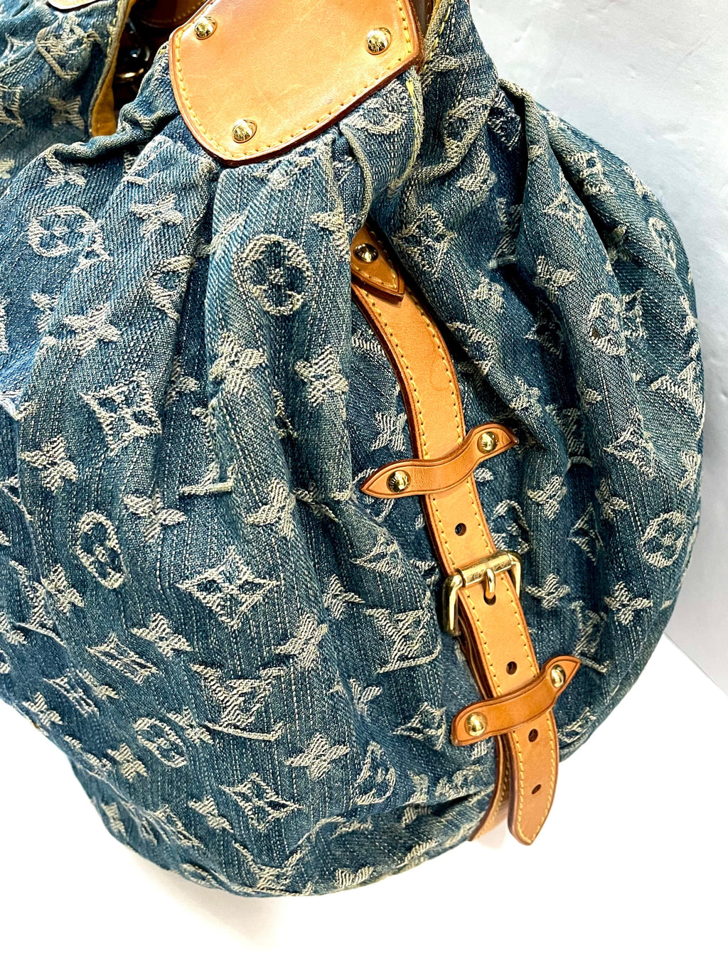 LOUIS VUITTON LV MONOGRAM MAHINA XL HOBO BAG