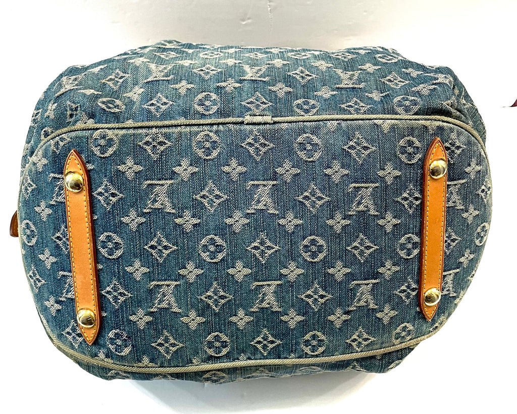 LOUIS VUITTON LV MONOGRAM MAHINA XL HOBO BAG