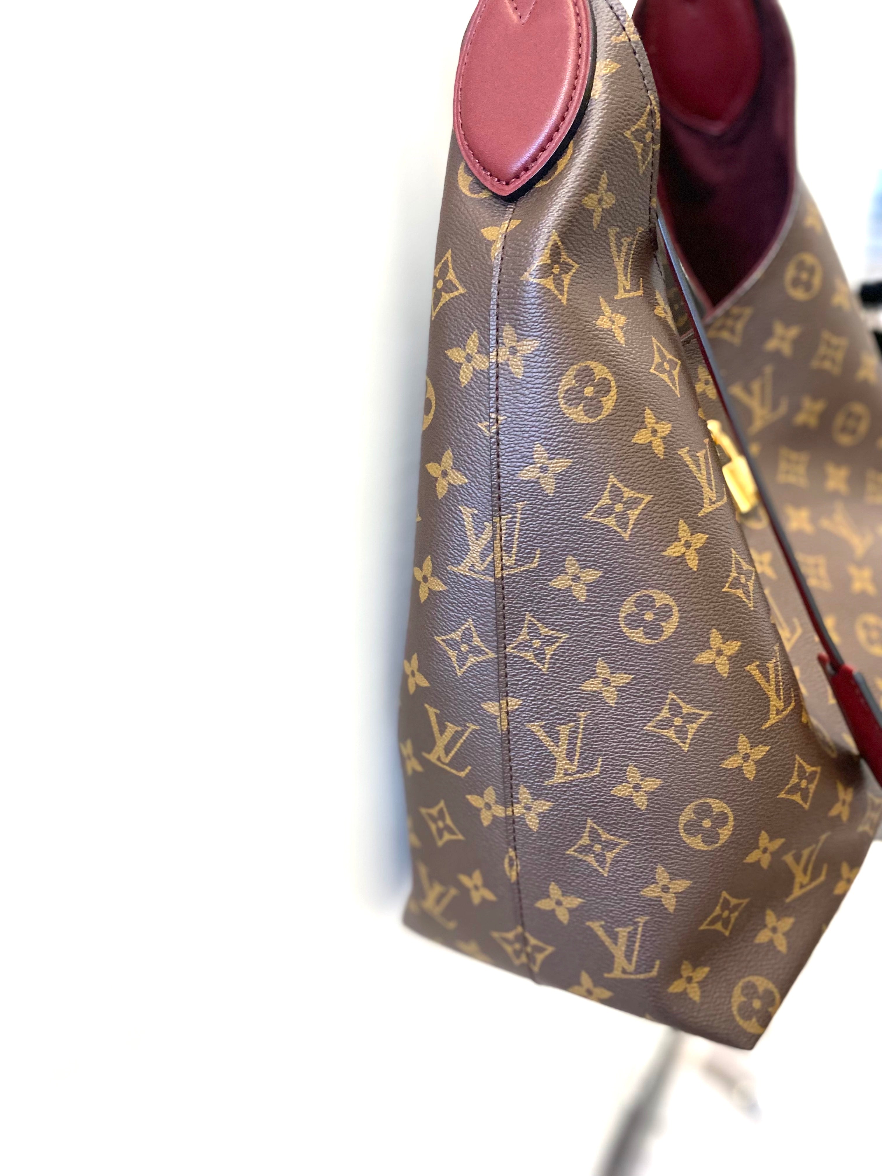 LOUIS VUITTON MONOGRAM FLOWER HOBO BAG