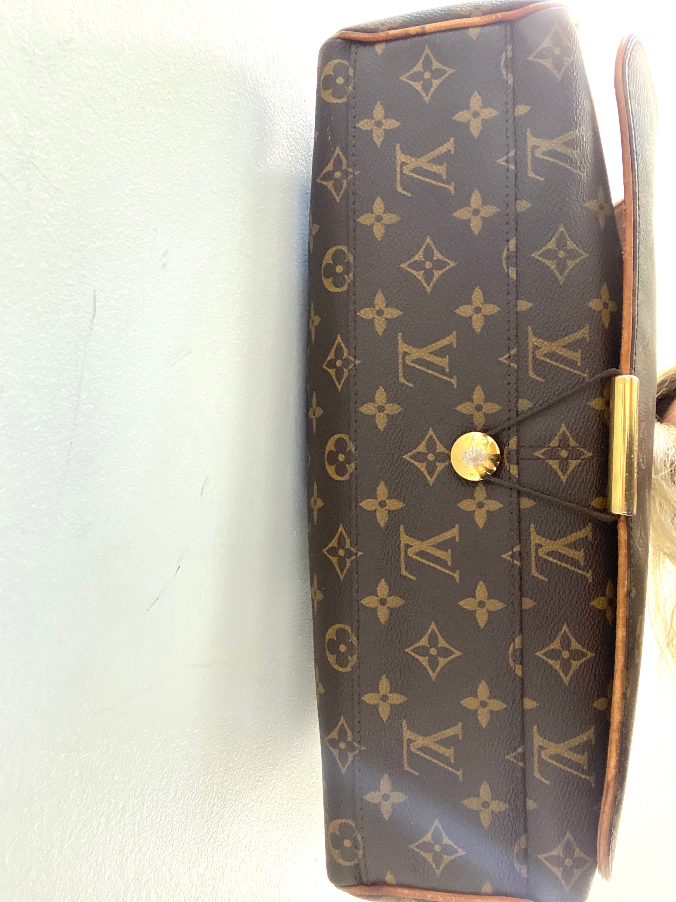 LOUIS VUITTON MONOGRAM ABBESSES MESSENGER BAG