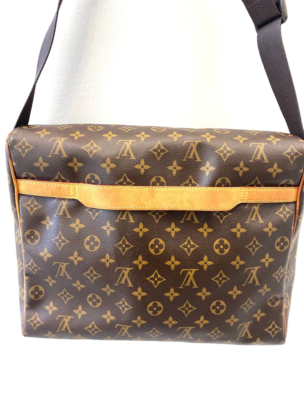 LOUIS VUITTON MONOGRAM ABBESSES MESSENGER BAG