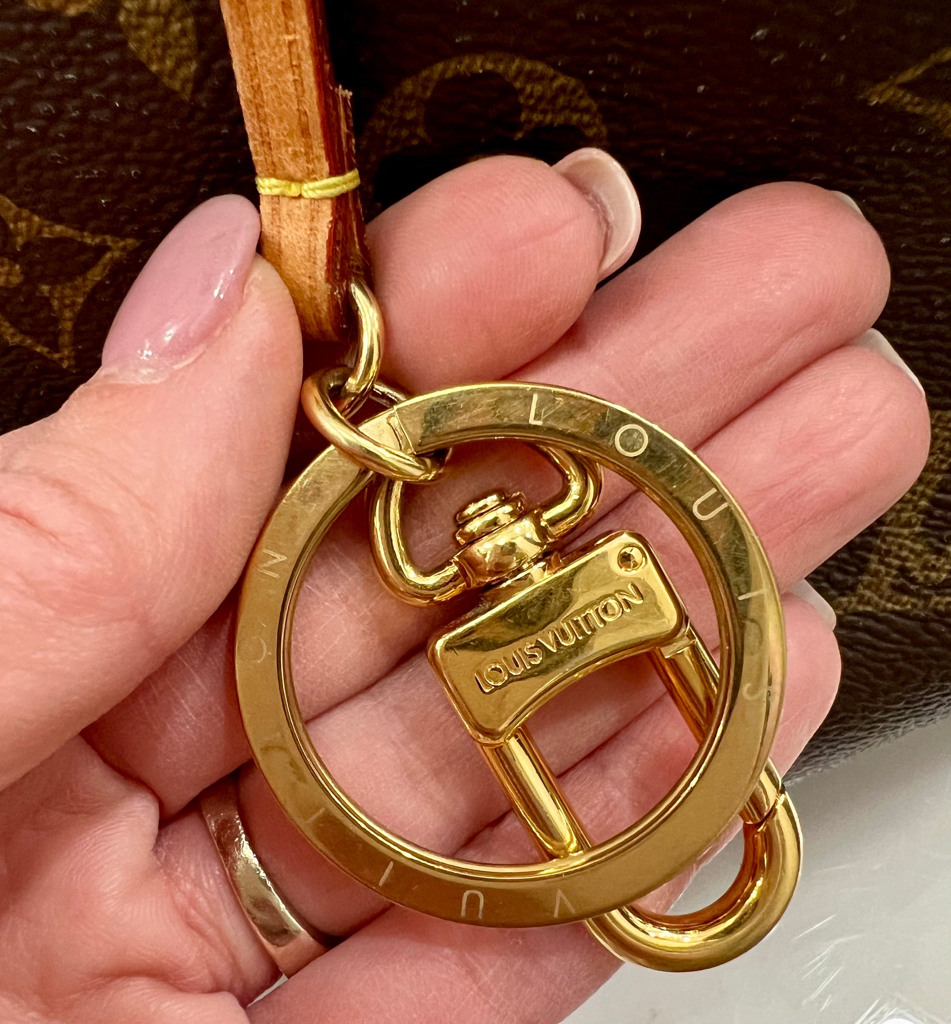 LOUIS VUITTON MONOGRAM ARTSY MM BAG