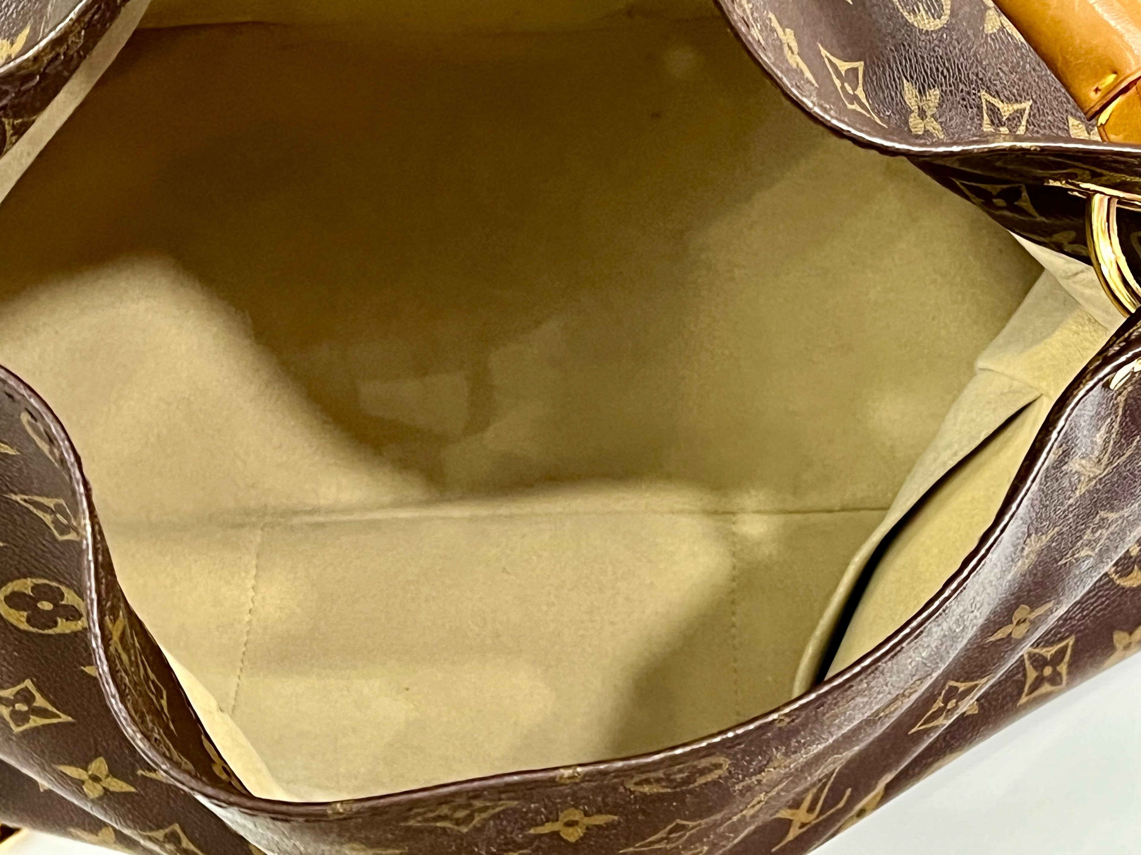 LOUIS VUITTON MONOGRAM ARTSY MM BAG