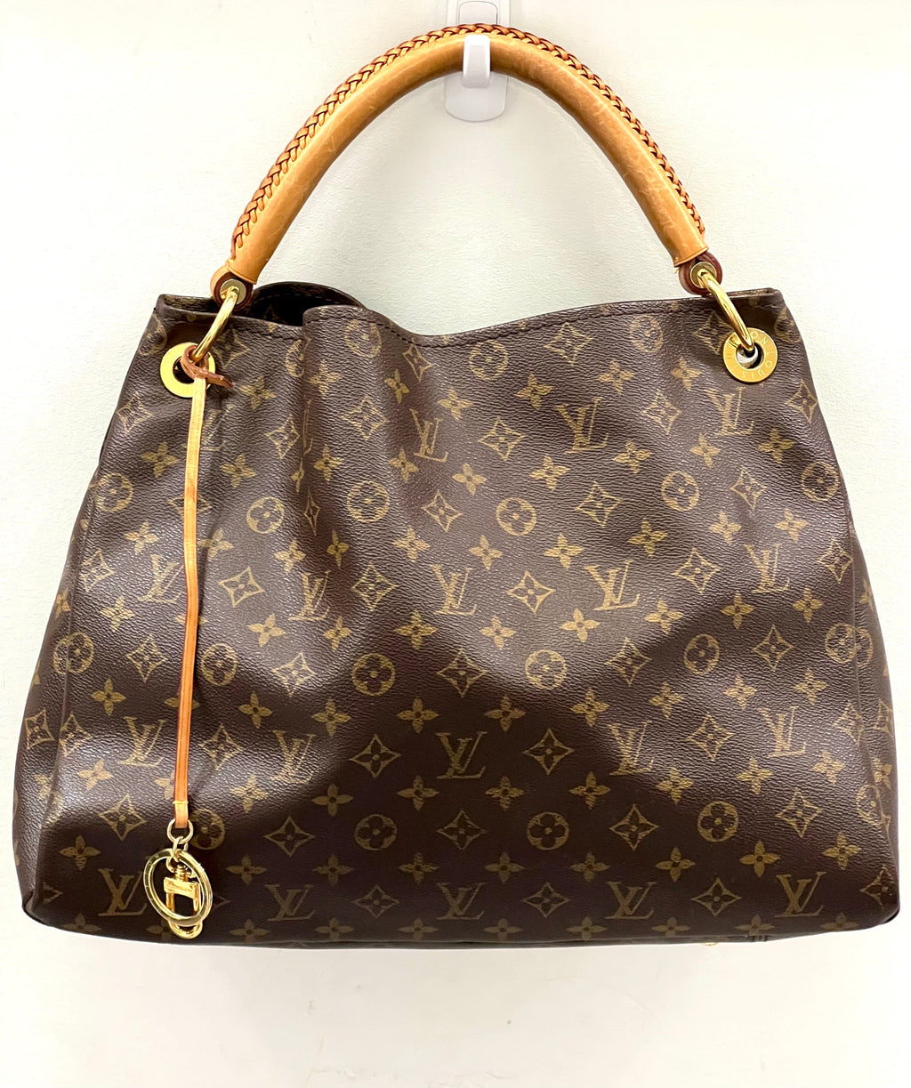LOUIS VUITTON MONOGRAM ARTSY MM BAG