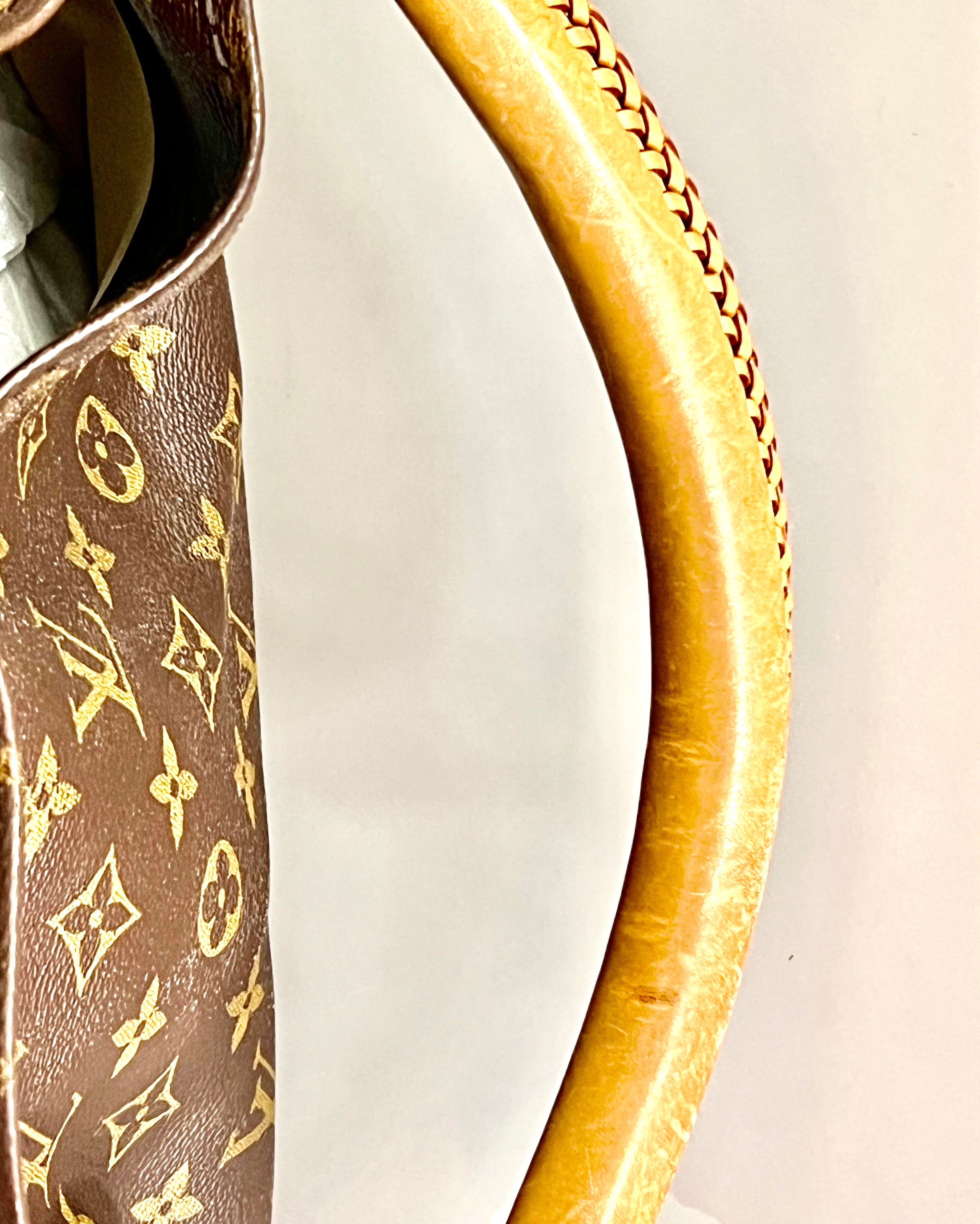 LOUIS VUITTON MONOGRAM ARTSY MM BAG