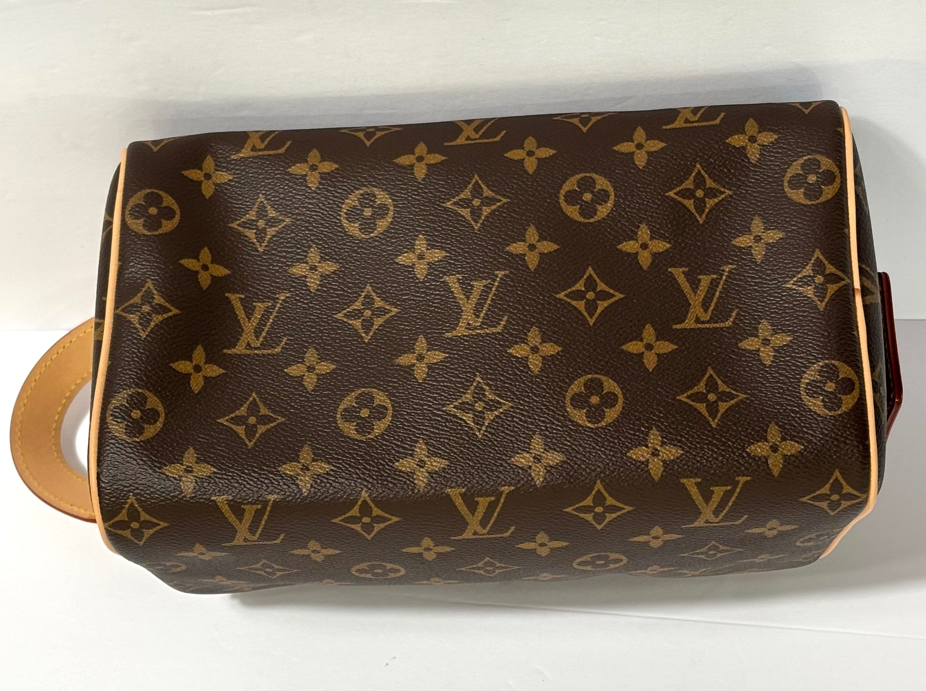 LOUIS VUITTON MONOGRAM DOPP KIT TOILET POUCH