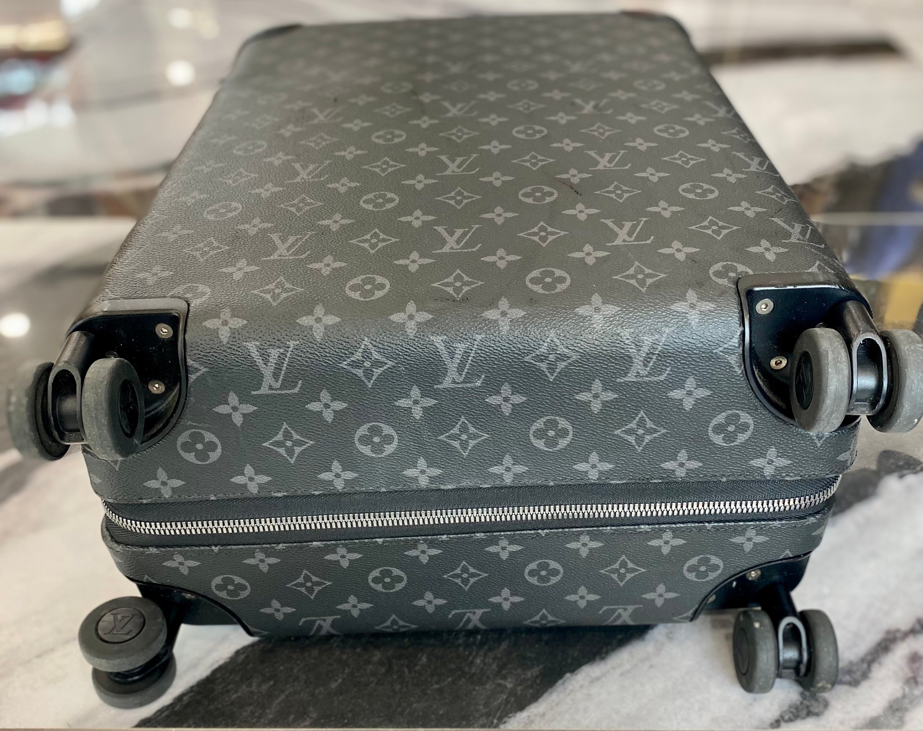 LOUIS VUITTON MONOGRAM ECLIPSE HORIZON 55 SUITCASE