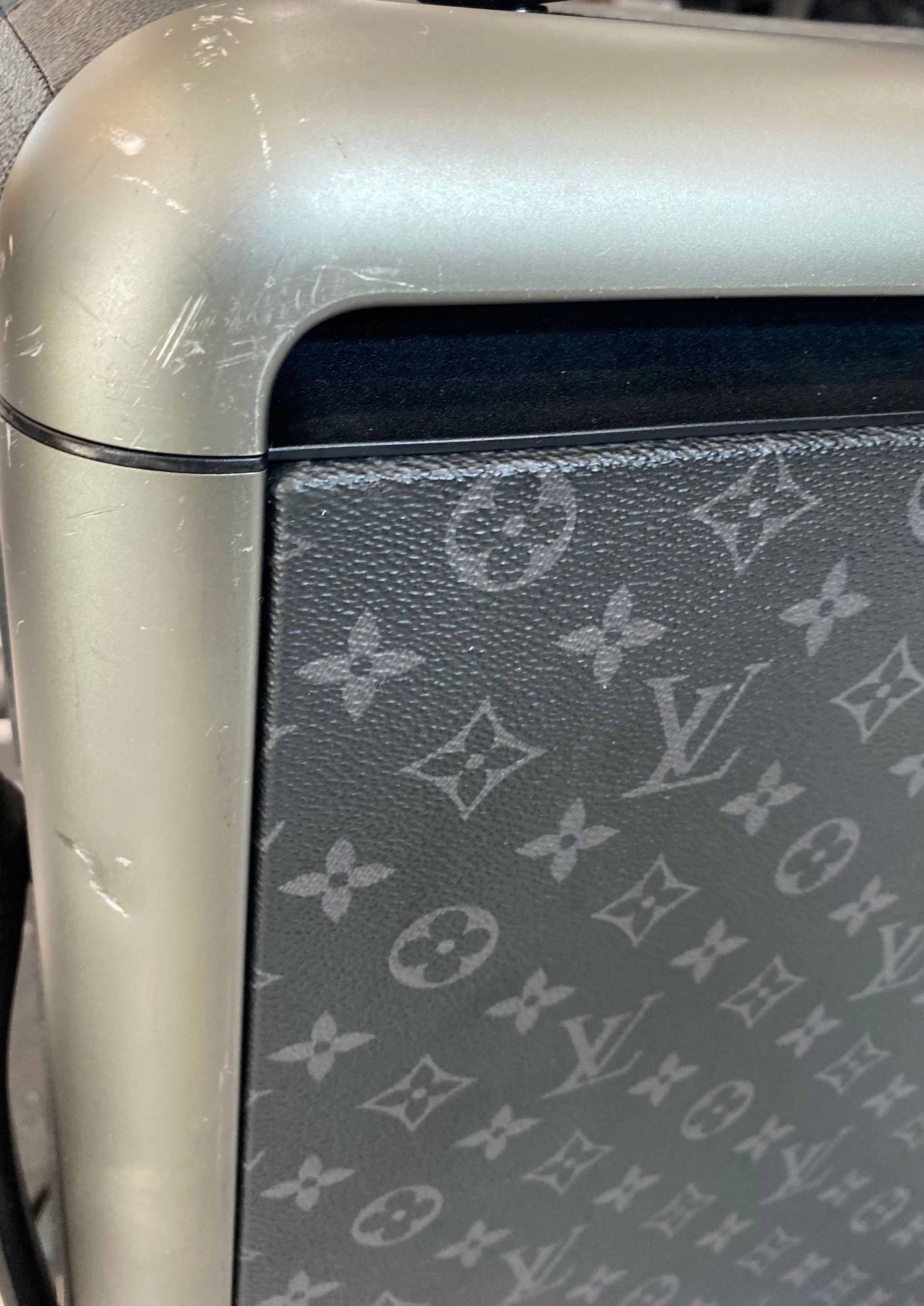 LOUIS VUITTON MONOGRAM ECLIPSE HORIZON 55 SUITCASE