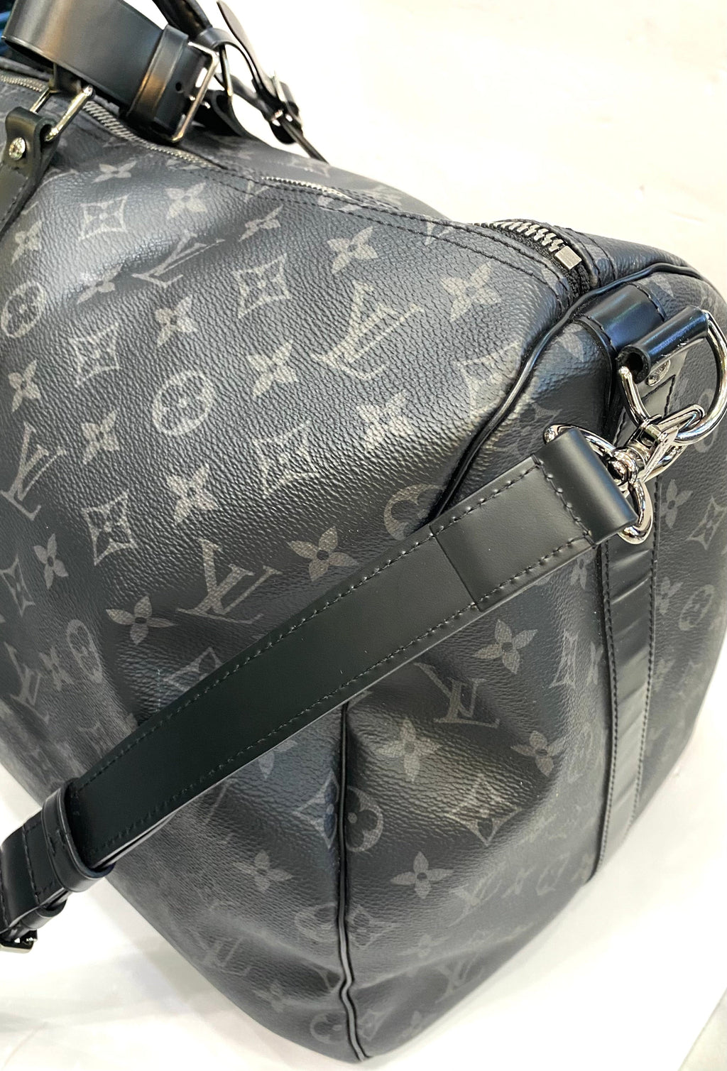 LOUIS VUITTON MONOGRAM ECLIPSE KEEPALL BANDOULIÈRE 55 BAG